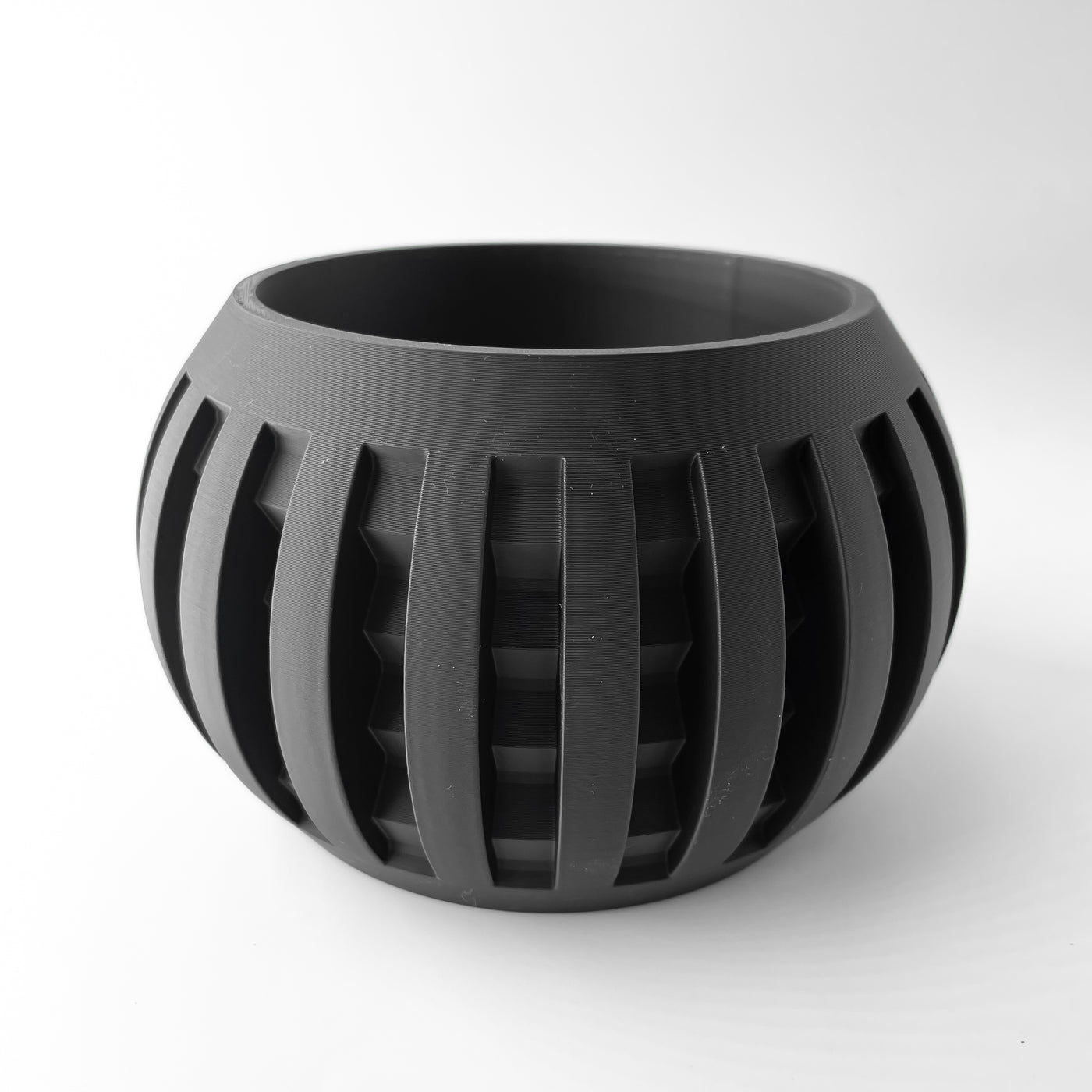 Amada layered indoor planter, product view 4