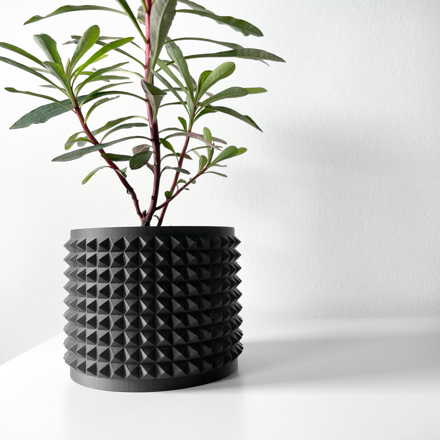 Anver spiked texture indoor planter, product view 3