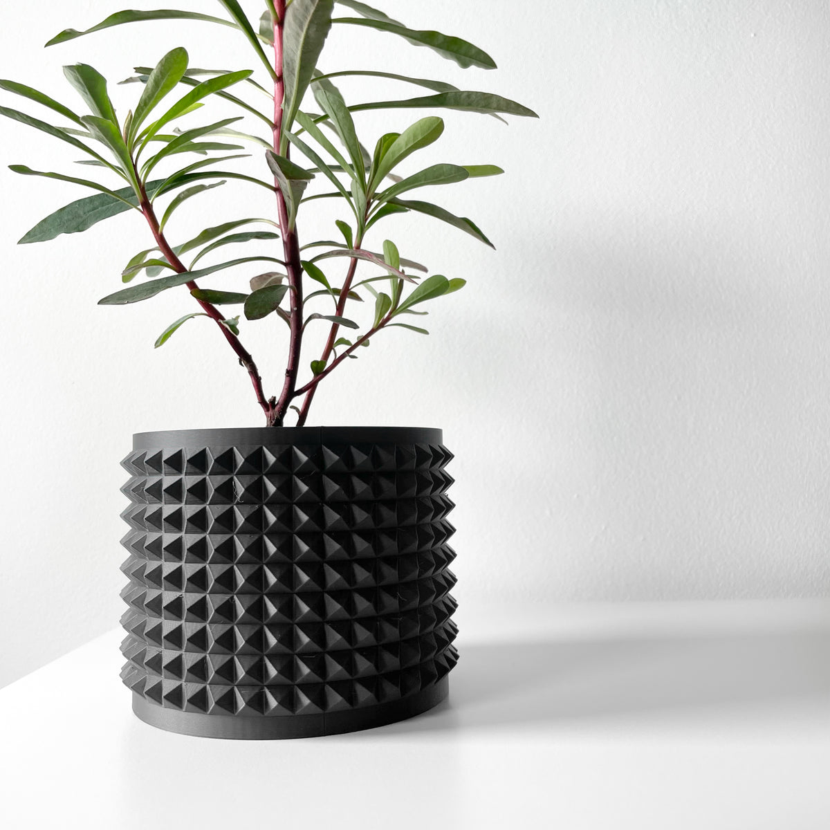 Anver spiked texture indoor planter, product view 3