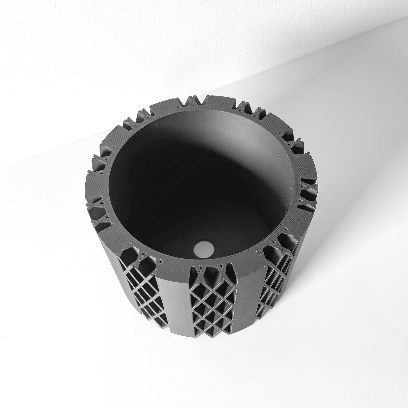 Arven woven texture indoor planter, product view 5