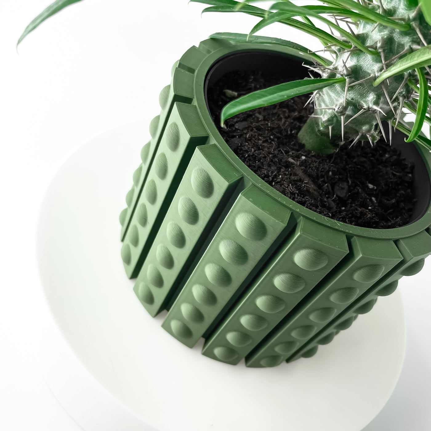 Belio ribbed indoor planter, product view 3