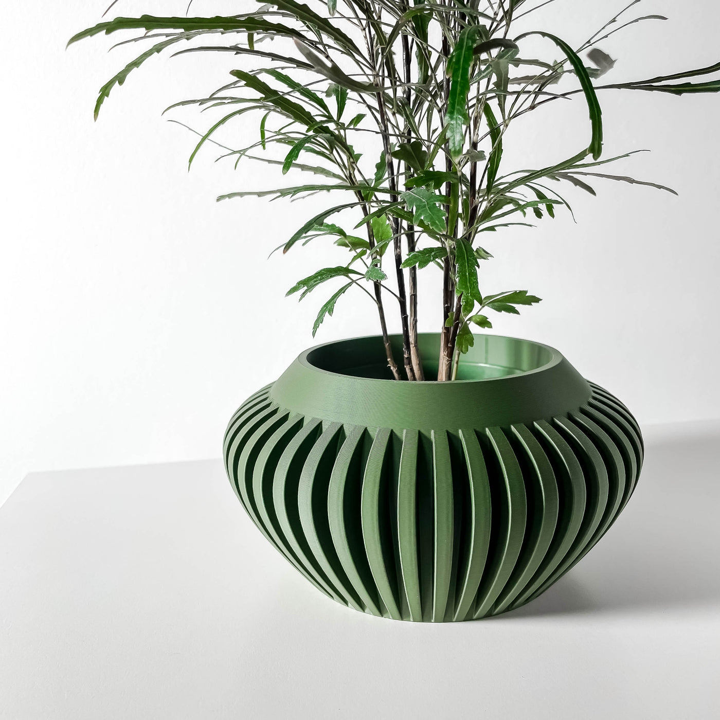 Caios textured indoor planter, product view 2