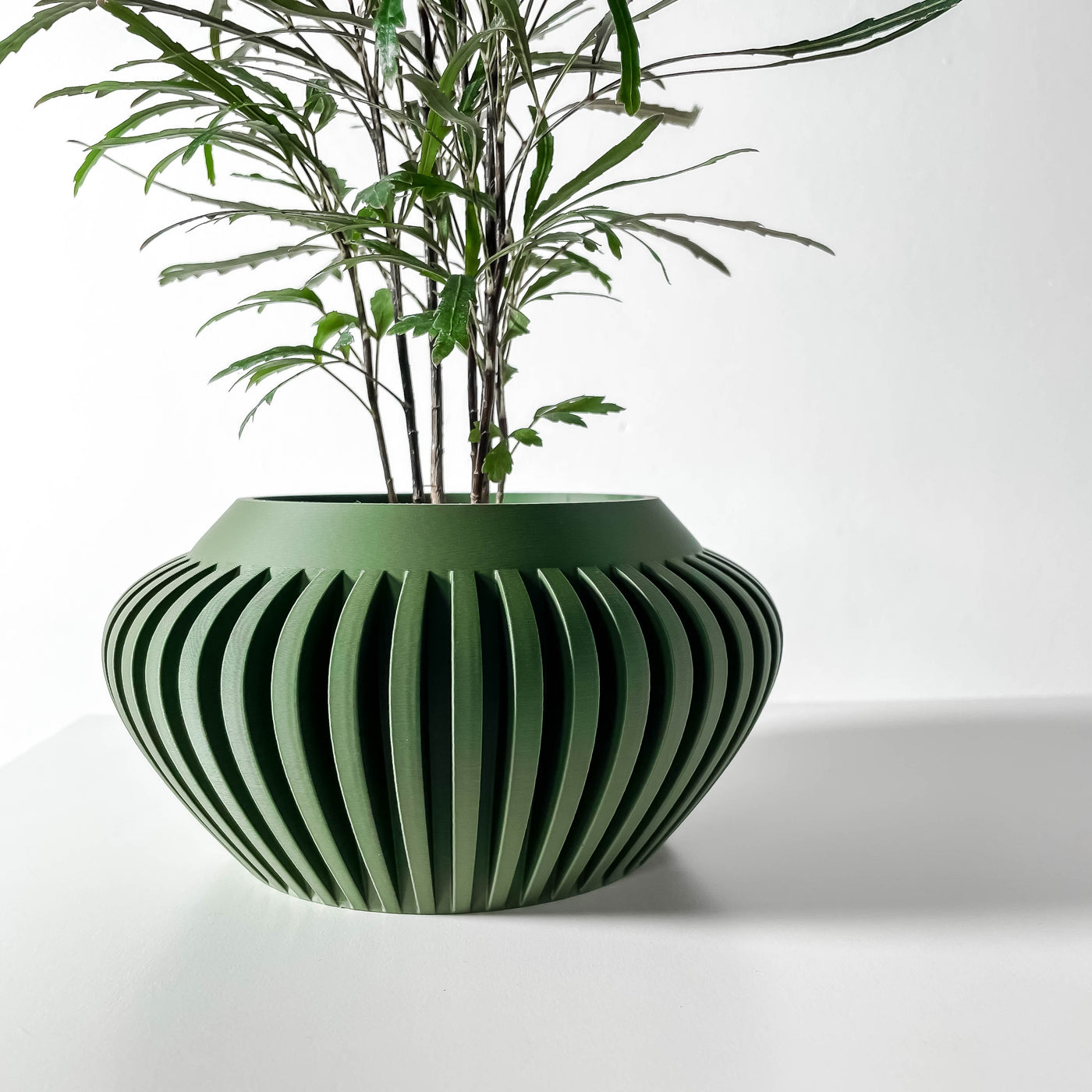 Caios textured indoor planter, product view 3