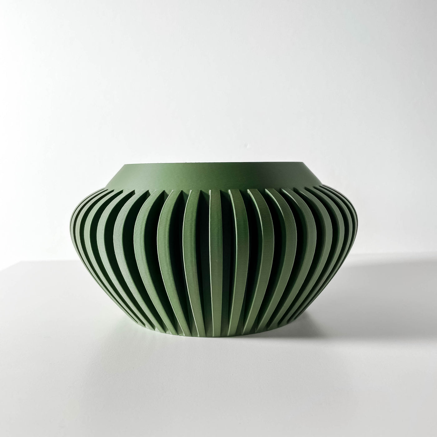 Caios textured indoor planter, product view 4