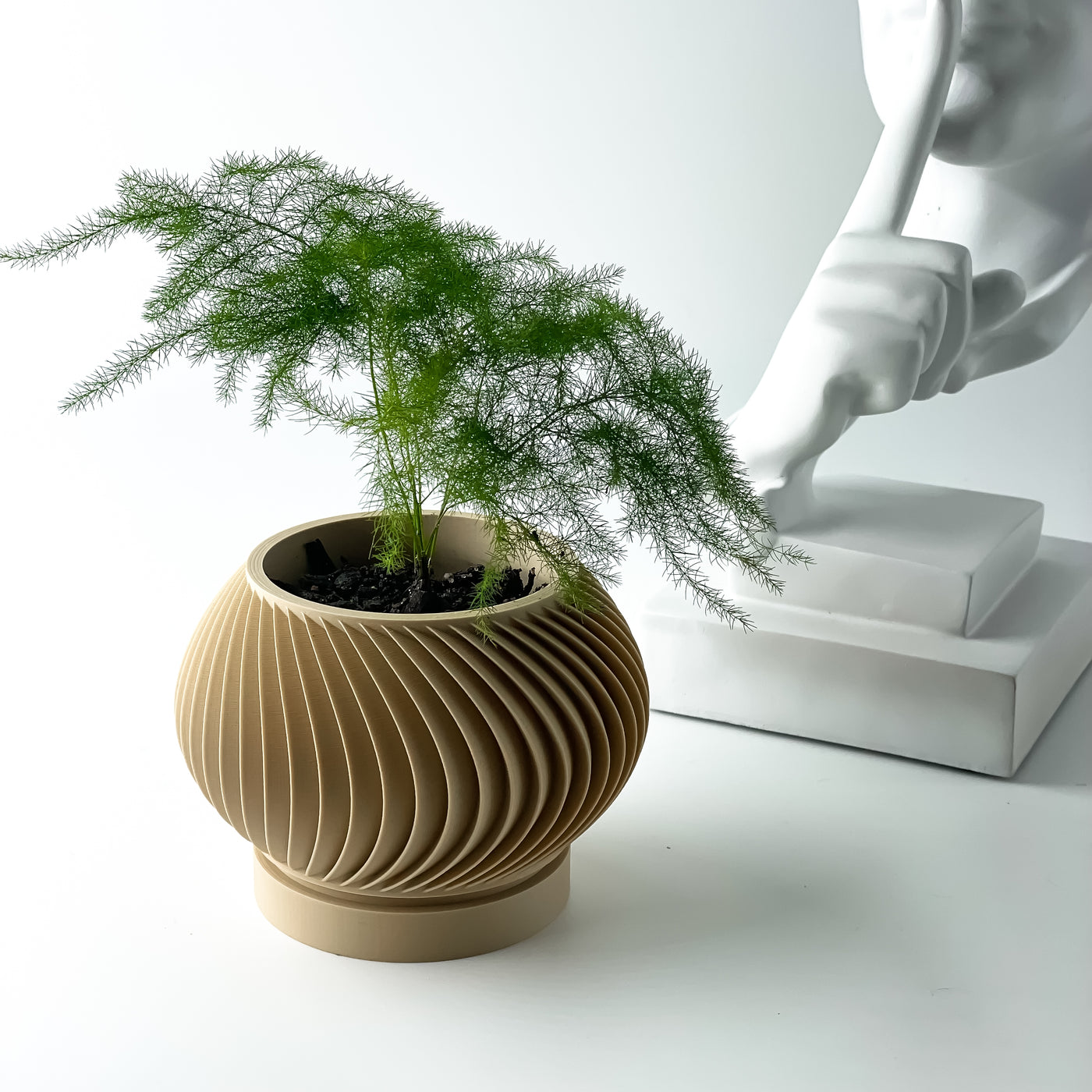Caleth spiral indoor planter, product view 2
