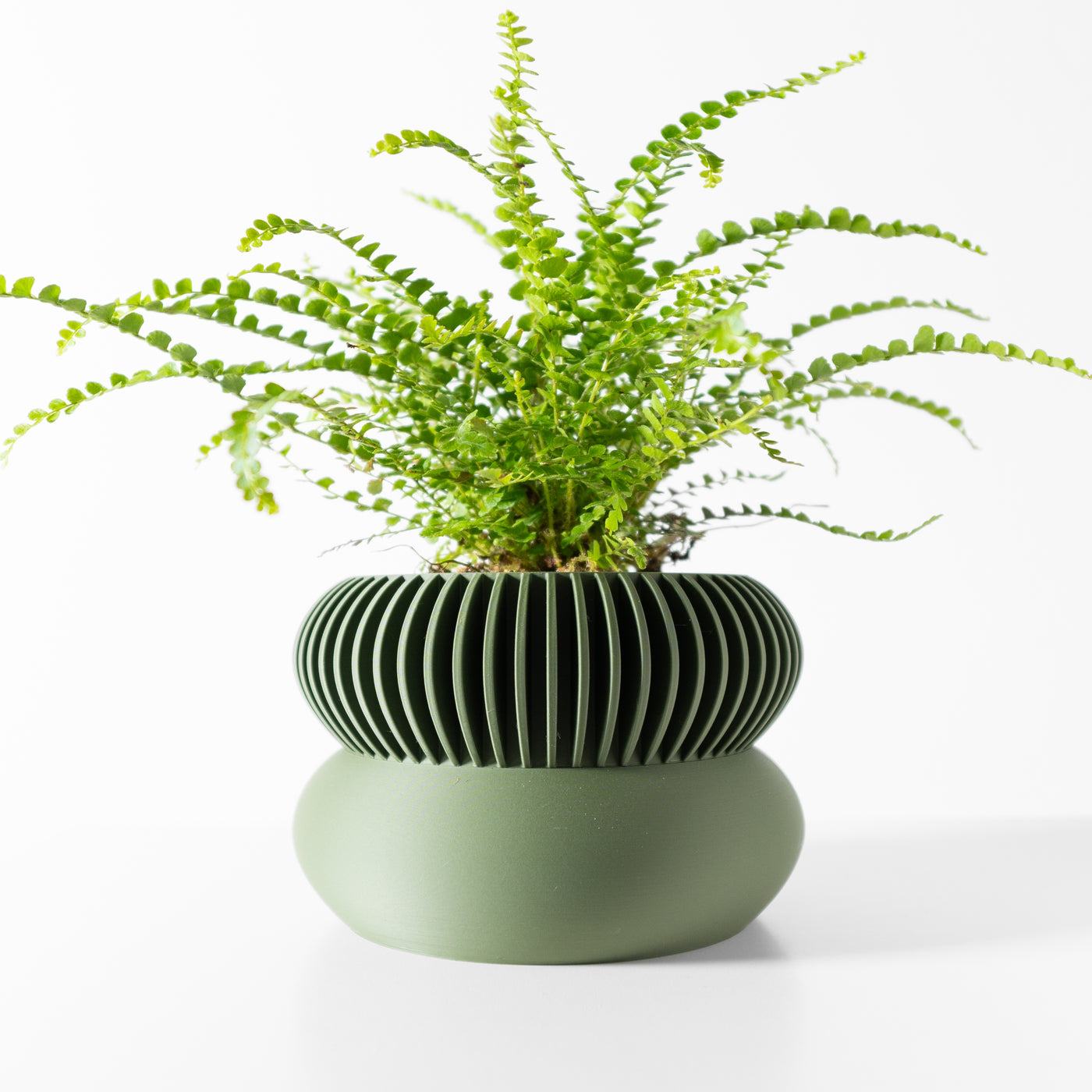 Elomi ribbed indoor planter, product view 5