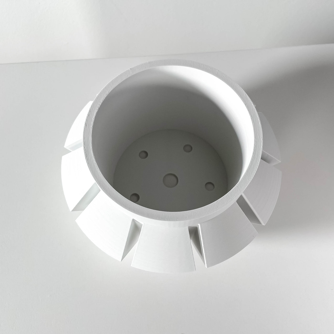 Erno flowing texture indoor planter, product view 6