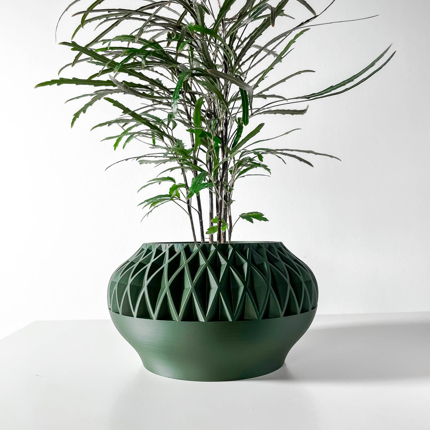 Ersos geometric indoor planter, product view 5
