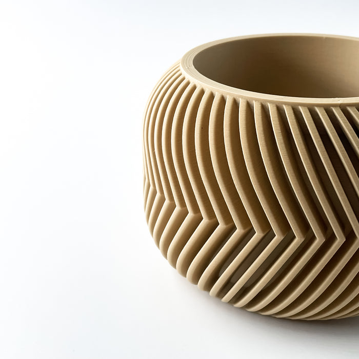 Unique wavy pattern flower pot 3D printed with precision, perfect for modern home decor, succulent pots, and geometric planters with drainage option