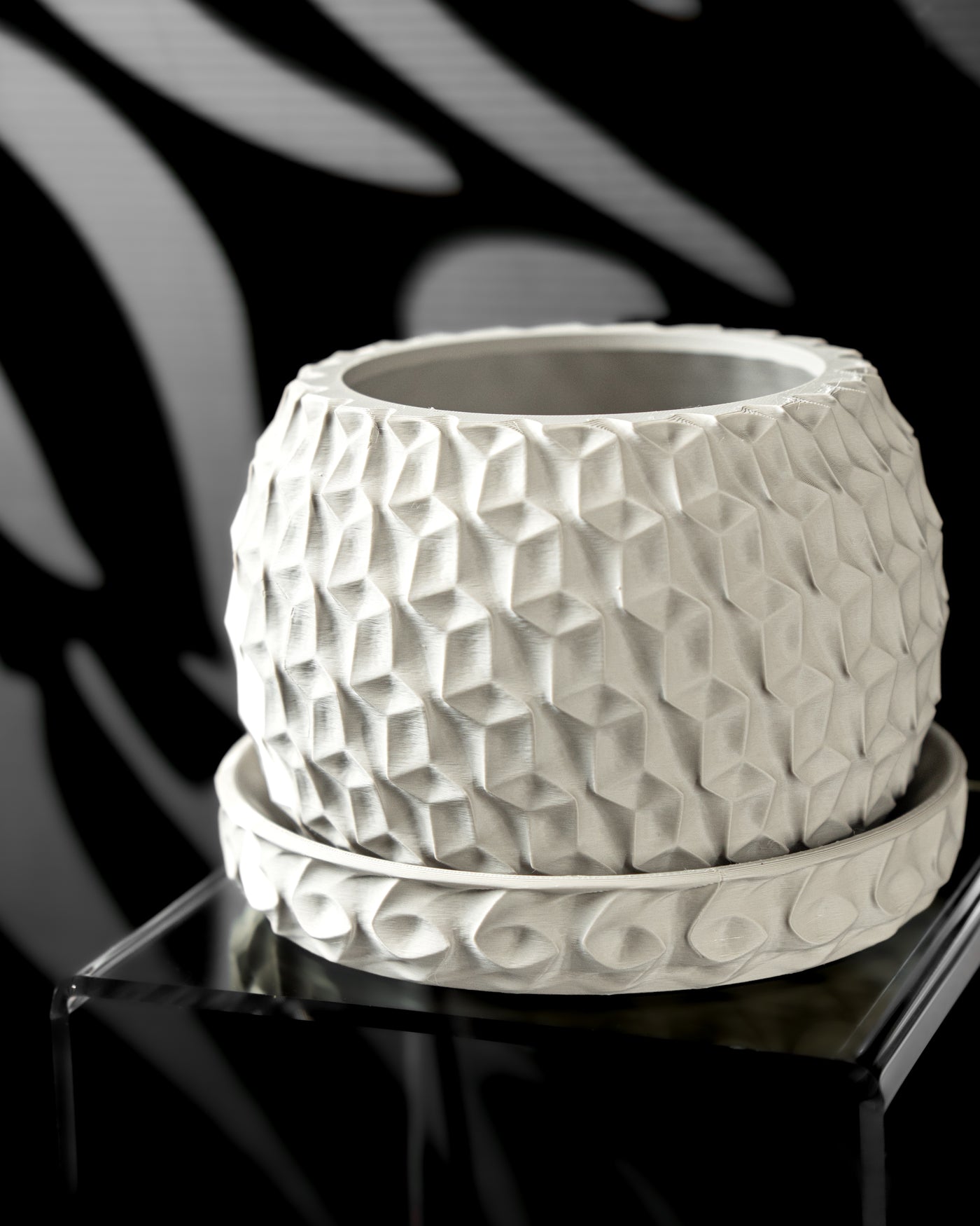Hexa geometric indoor planter, product view 2