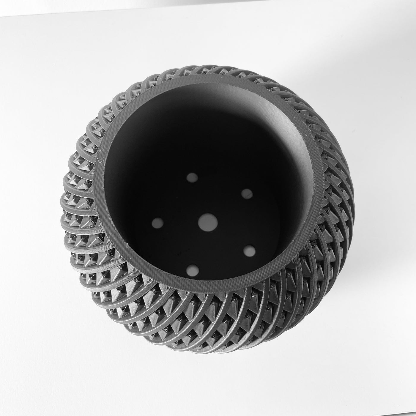 Kio geometric indoor planter, product view 5