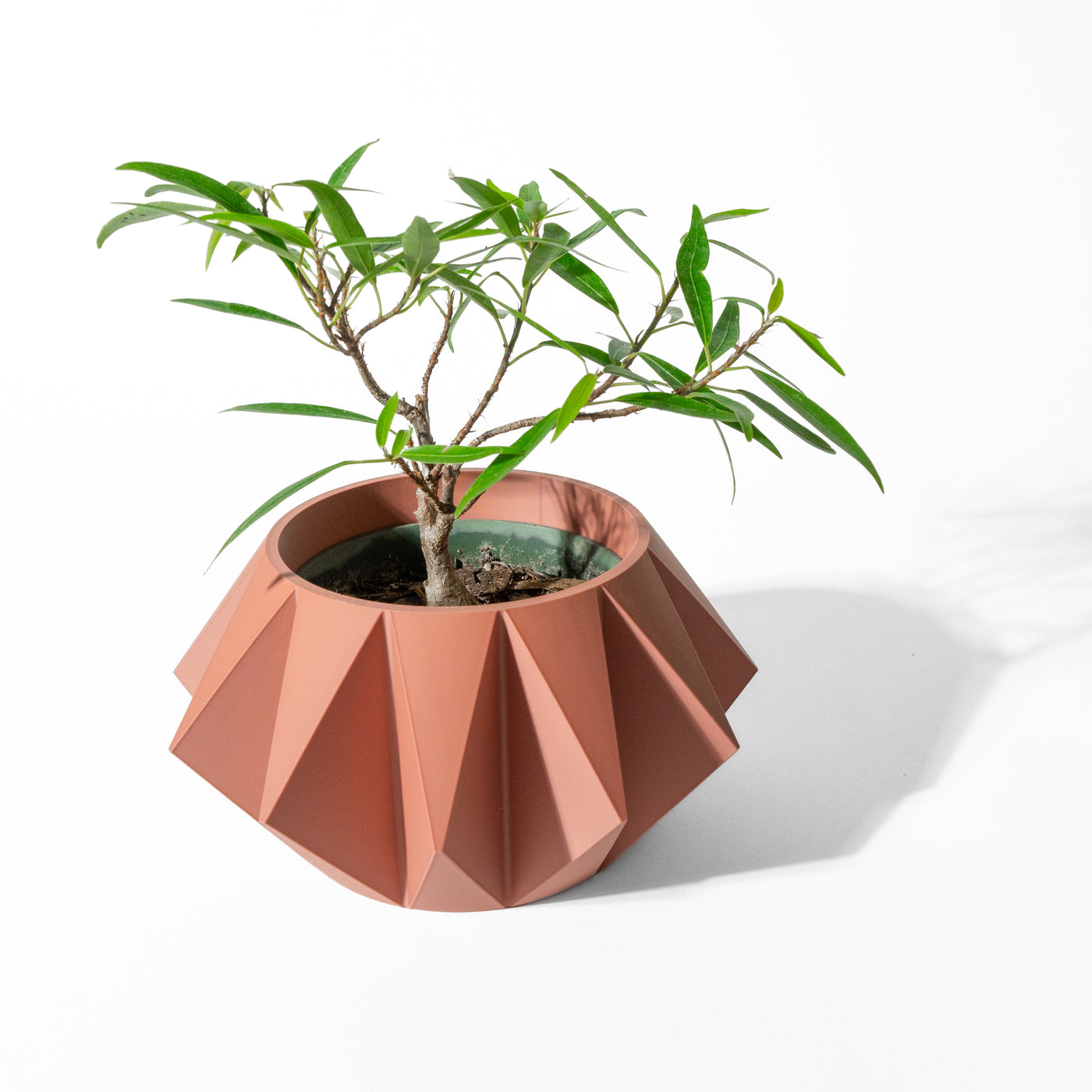 Koni geometric indoor planter, product view 3