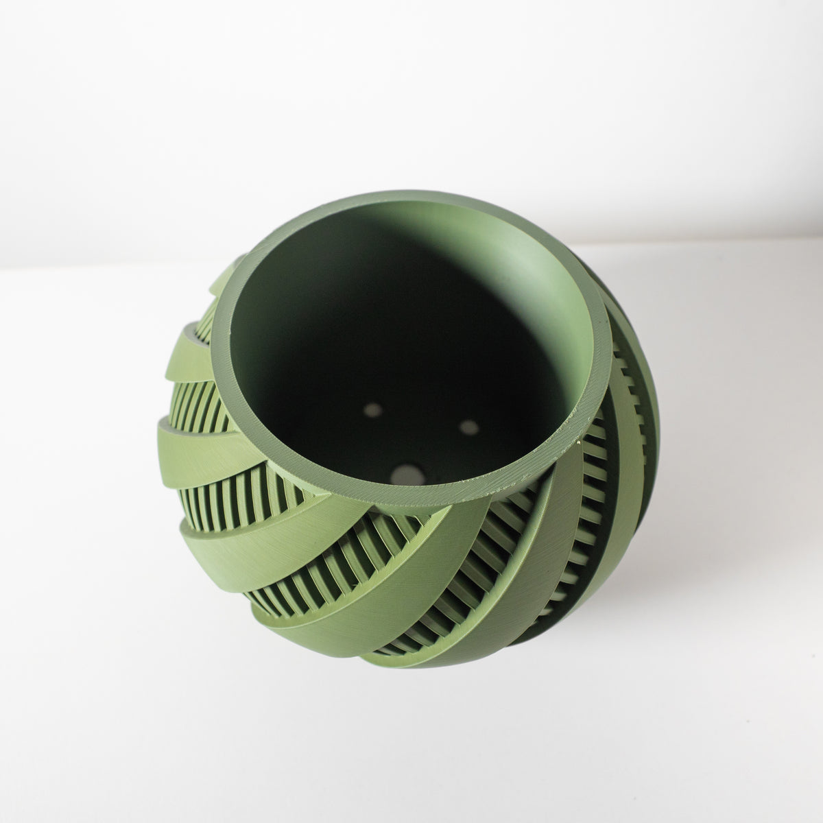 Krato spiral indoor planter, product view 4
