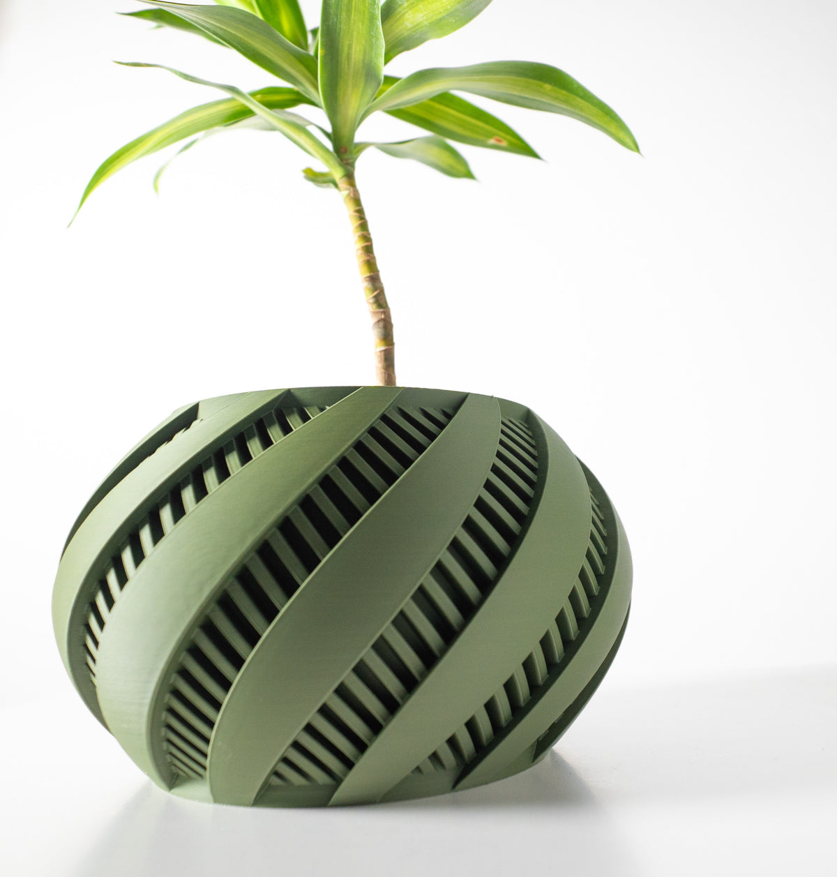 Krato spiral indoor planter, product view 3