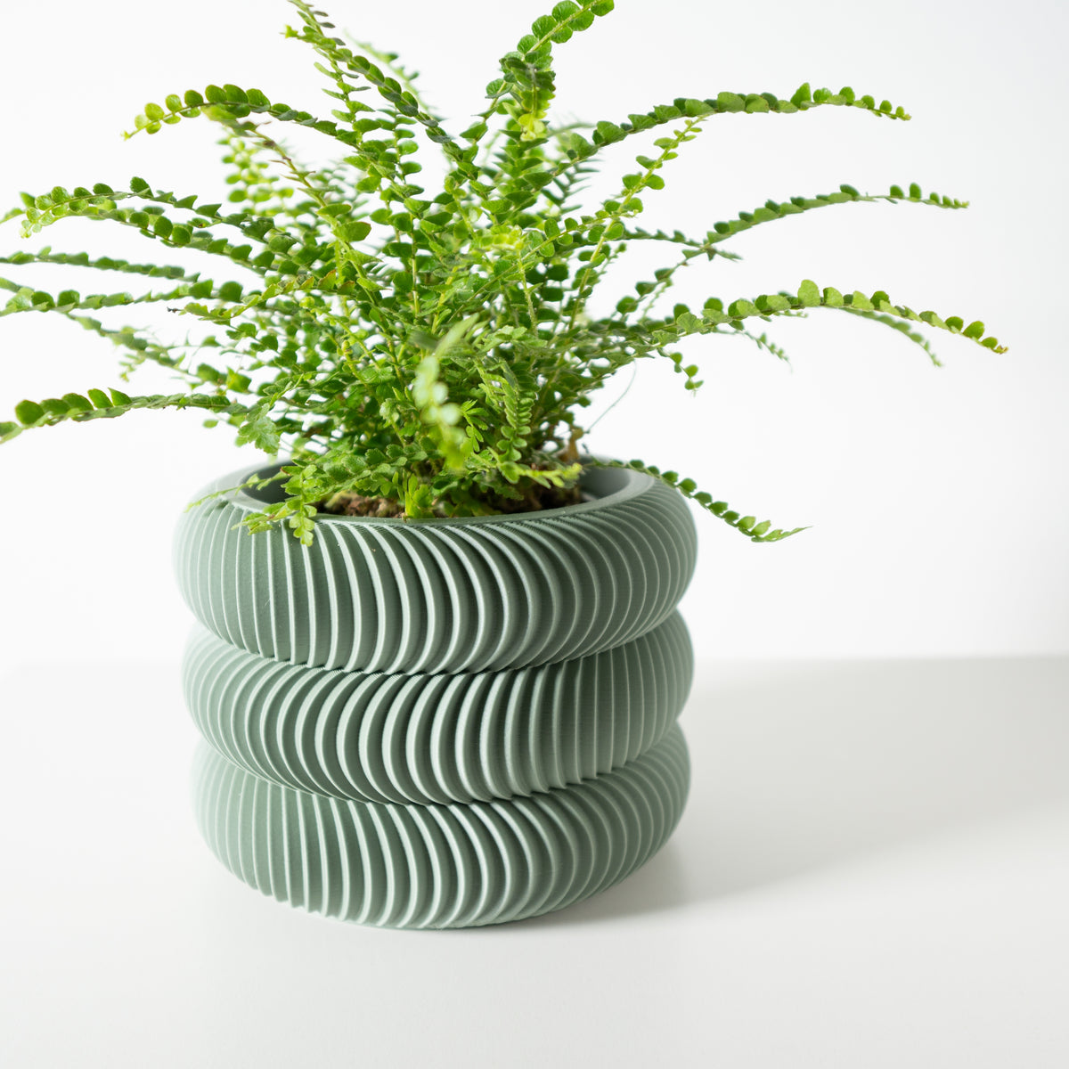 Maro flowing texture indoor planter, product view 3