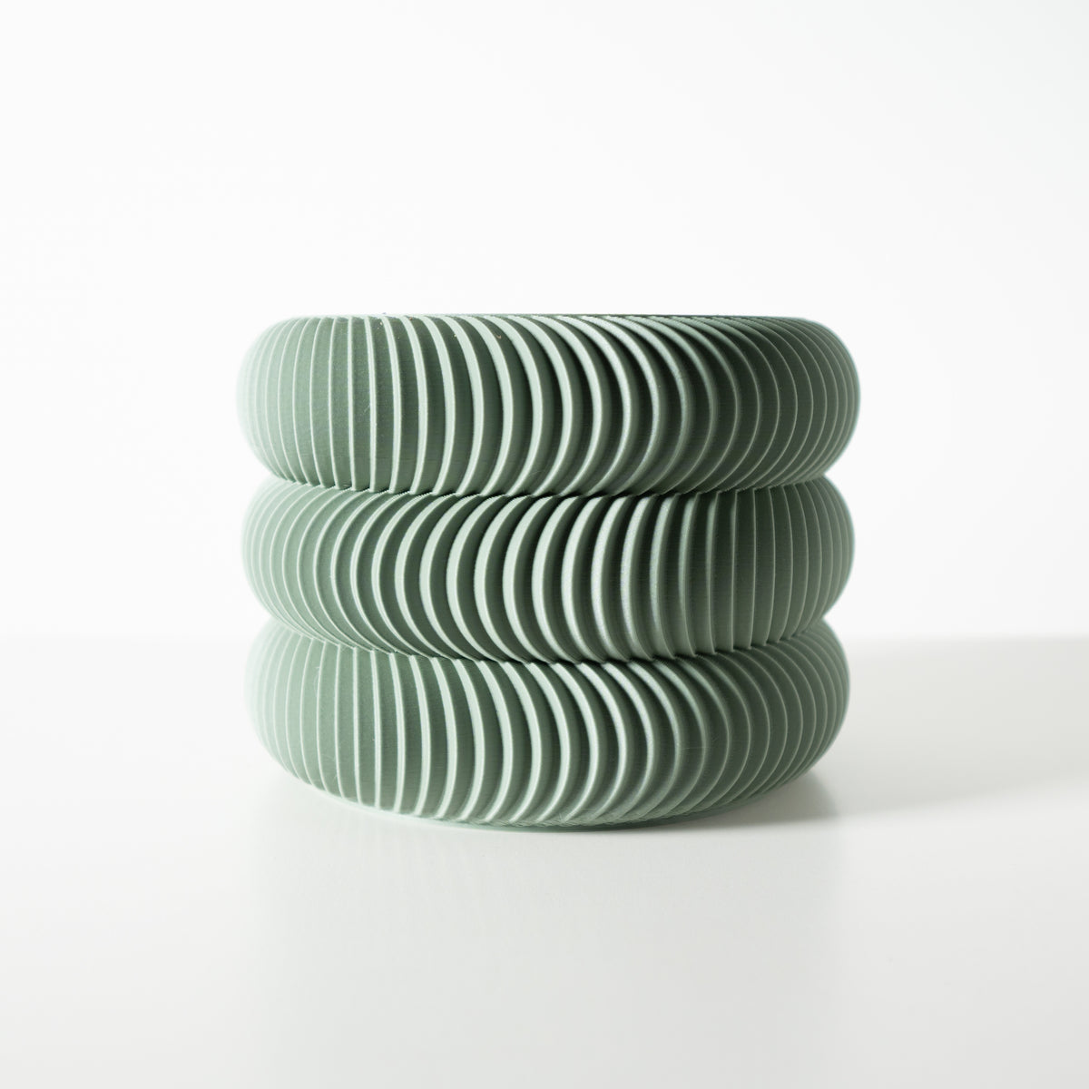 Maro flowing texture indoor planter, product view 4