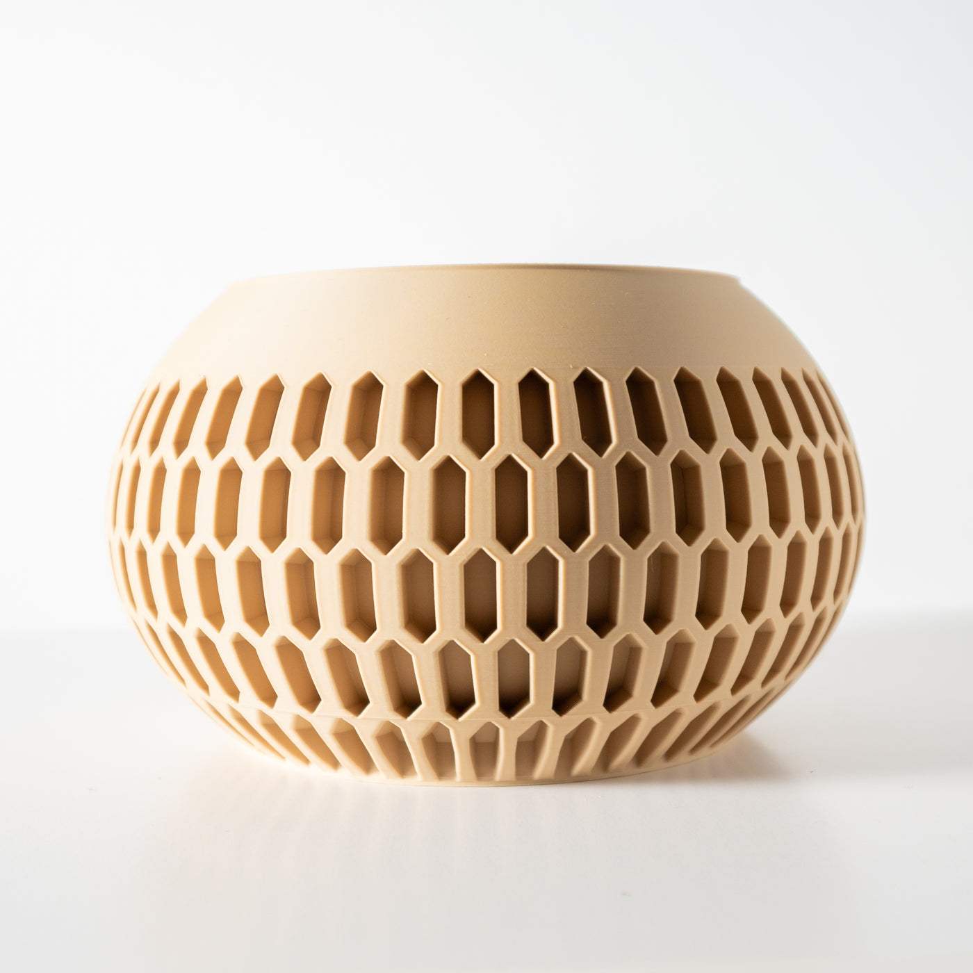 Mervis woven texture indoor planter, product view 4