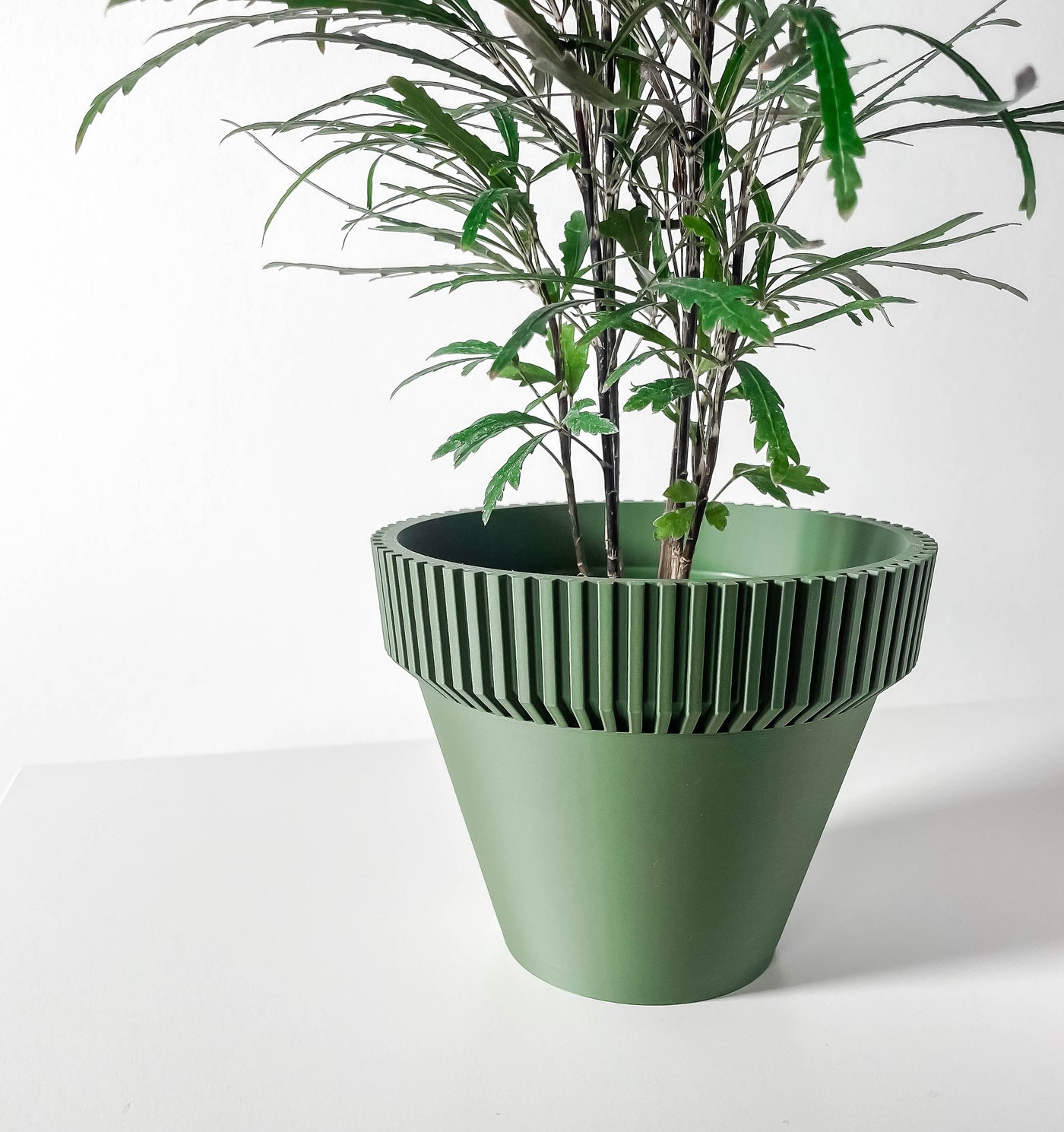 Nari layered indoor planter, product view 3