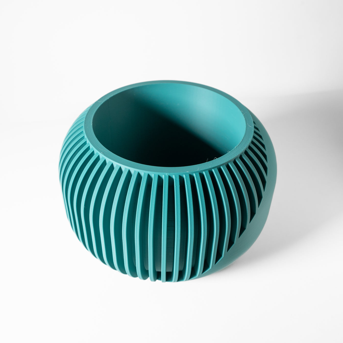 Narvo geometric indoor planter, product view 5