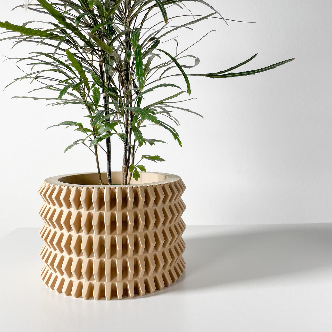 Nimex flowing texture indoor planter, product view 3
