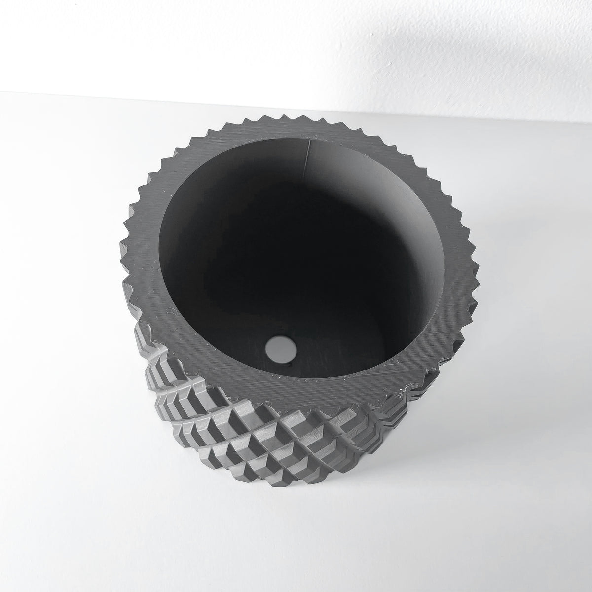 Pexil woven texture indoor planter, product view 5