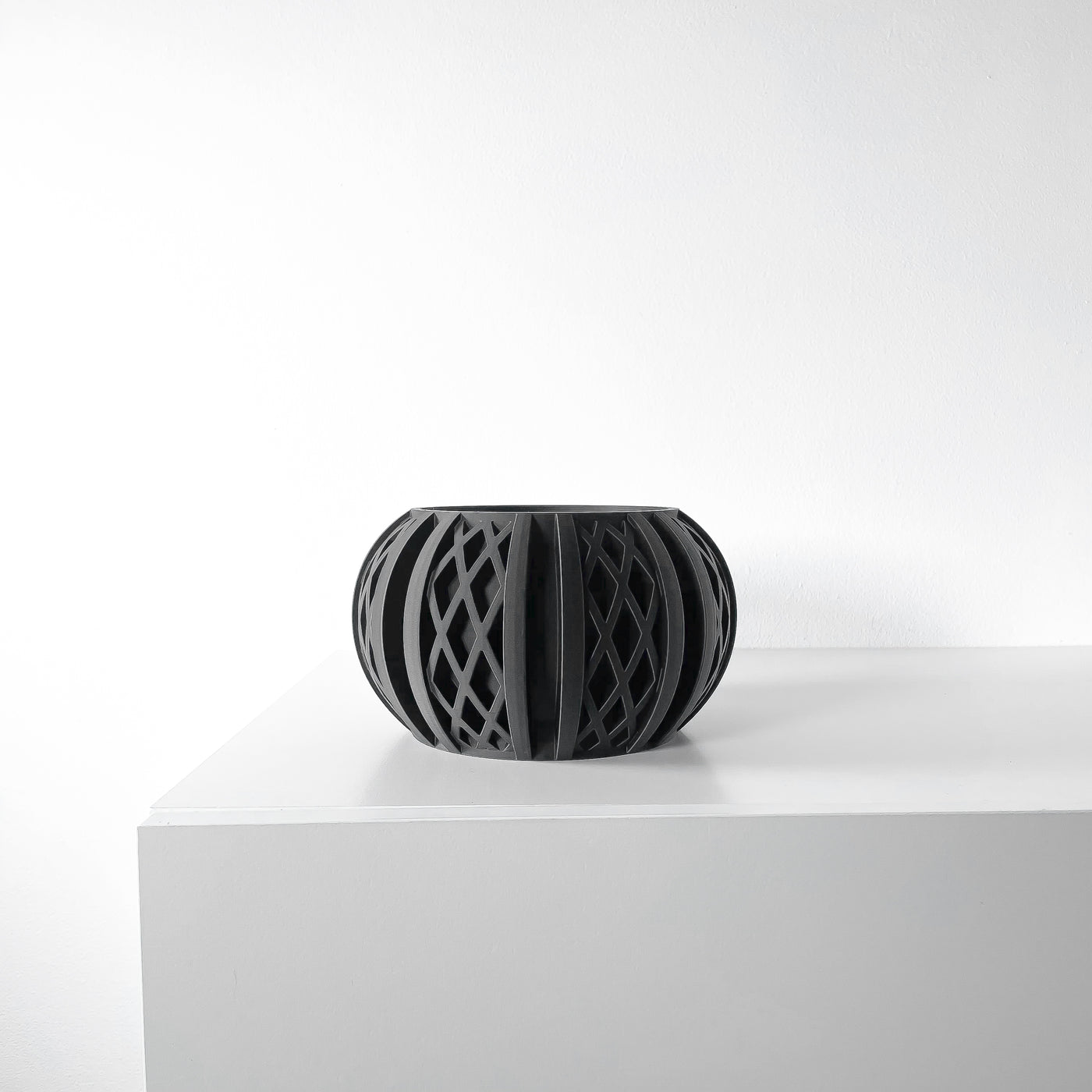 Quivon spiral indoor planter, product view 4