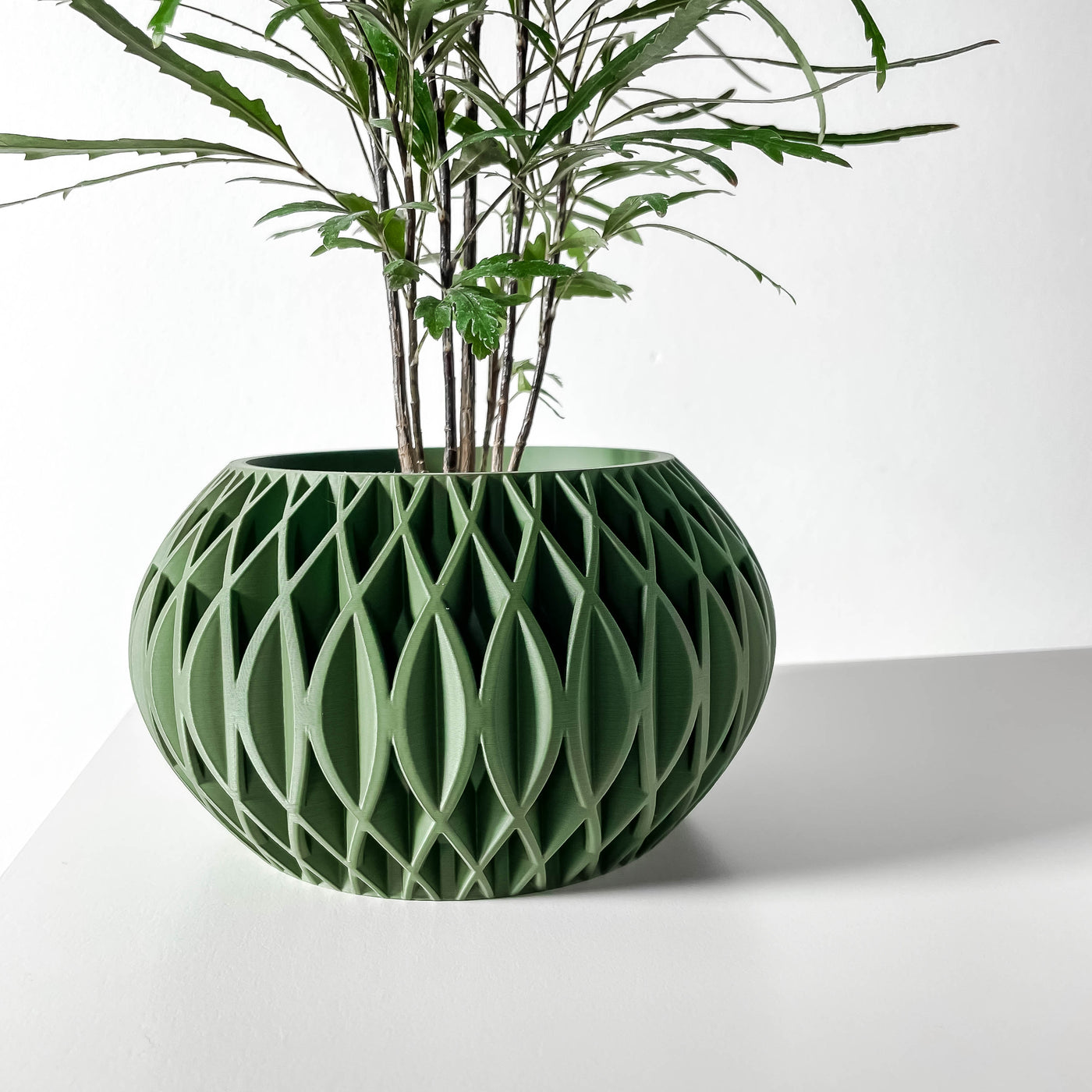 Revan woven texture indoor planter, product view 3
