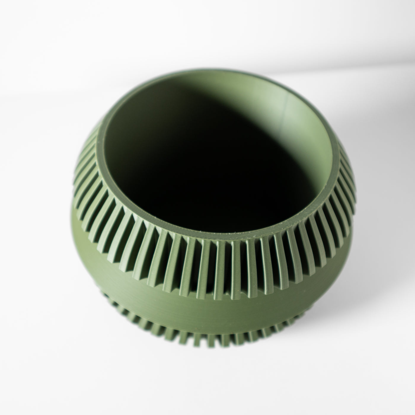 Uldol ribbed indoor planter, product view 9