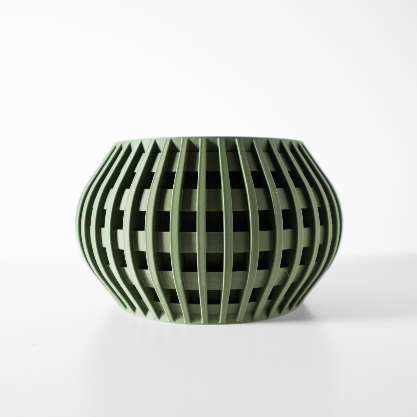 Usio ribbed indoor planter, product view 4