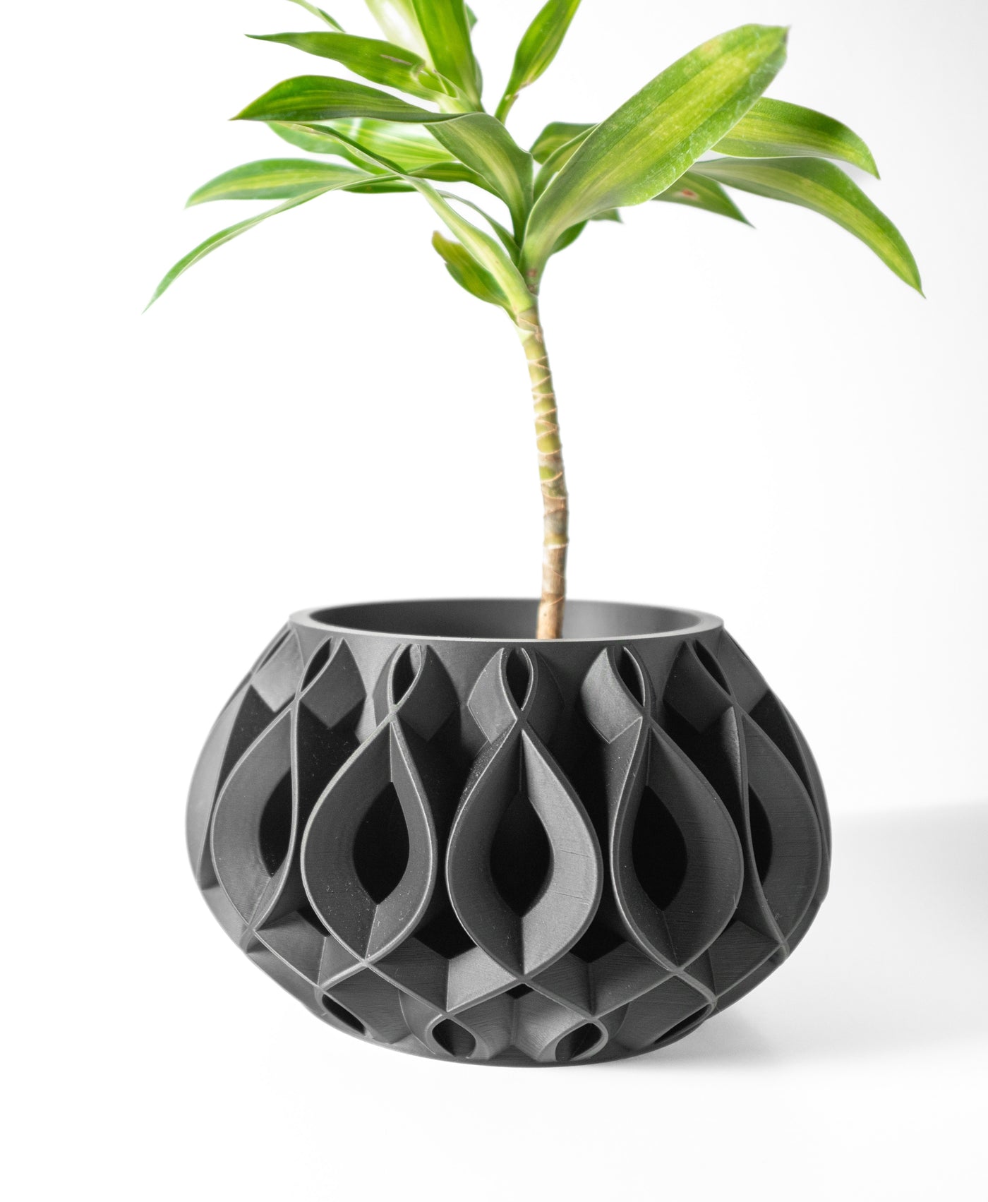 Viris sculptural indoor planter, product view 2