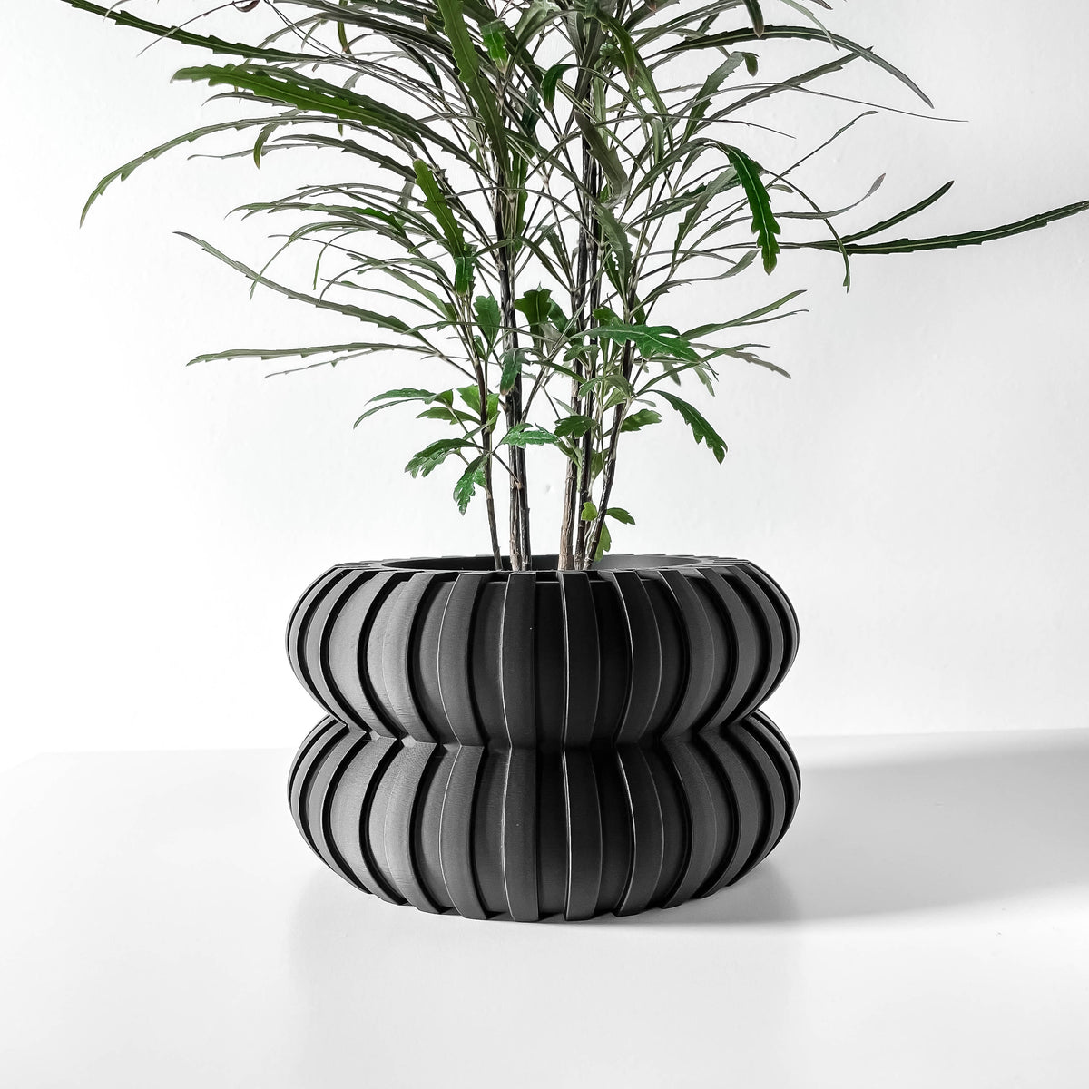 Wali flowing texture indoor planter, product view 1