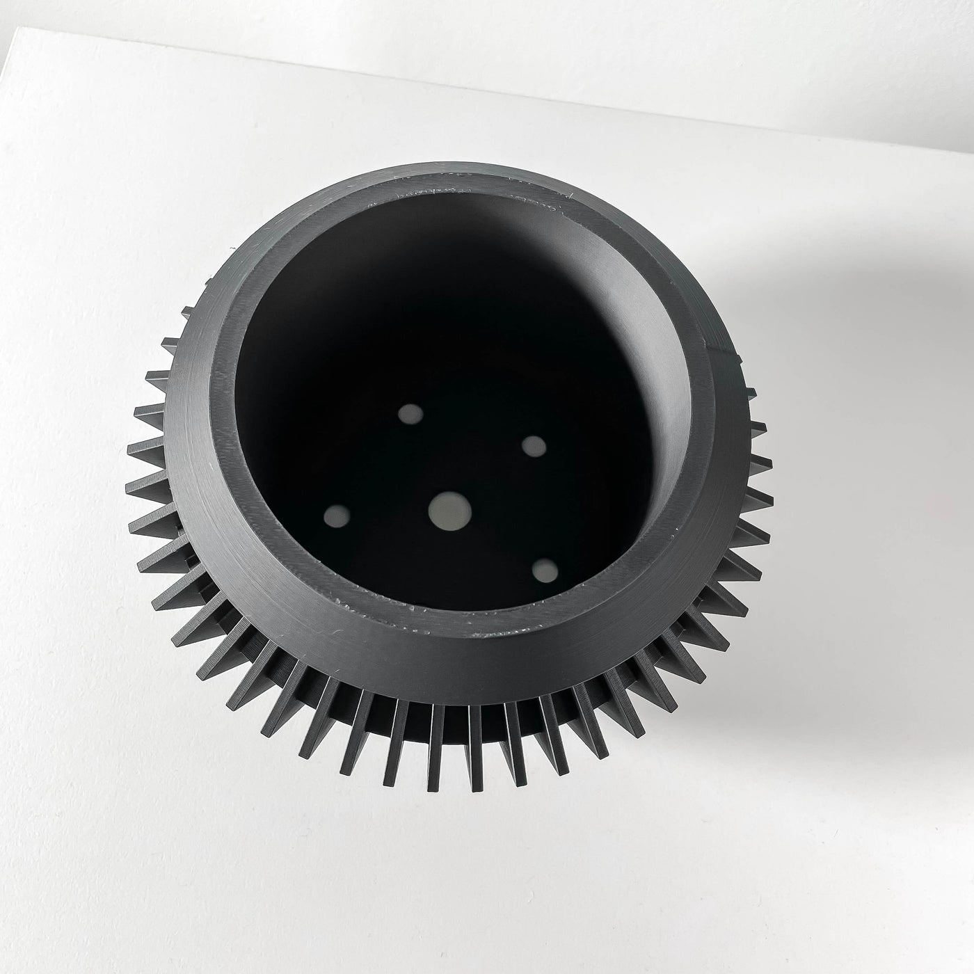 Quano ribbed indoor planter, product view 9