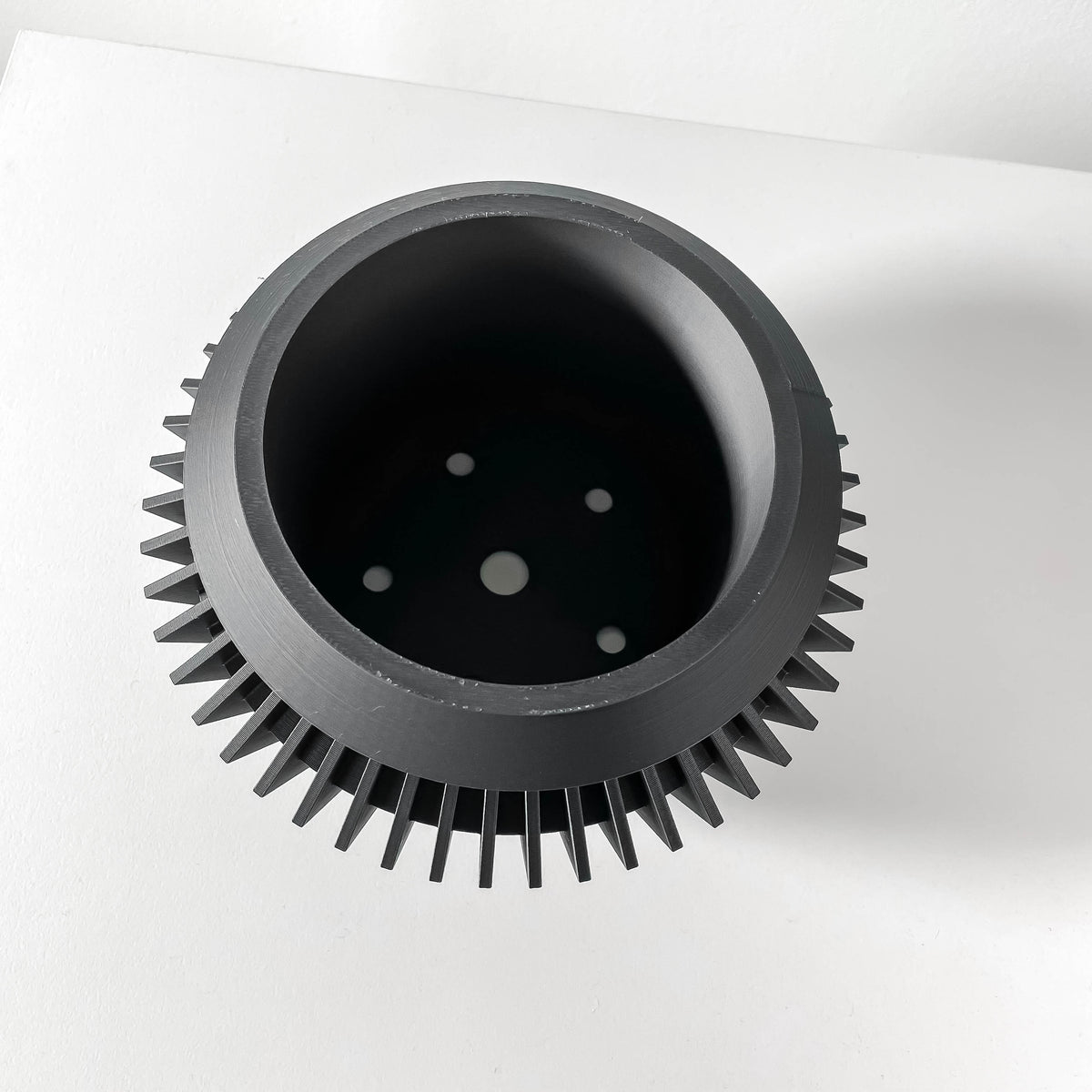 Quano ribbed indoor planter, product view 9