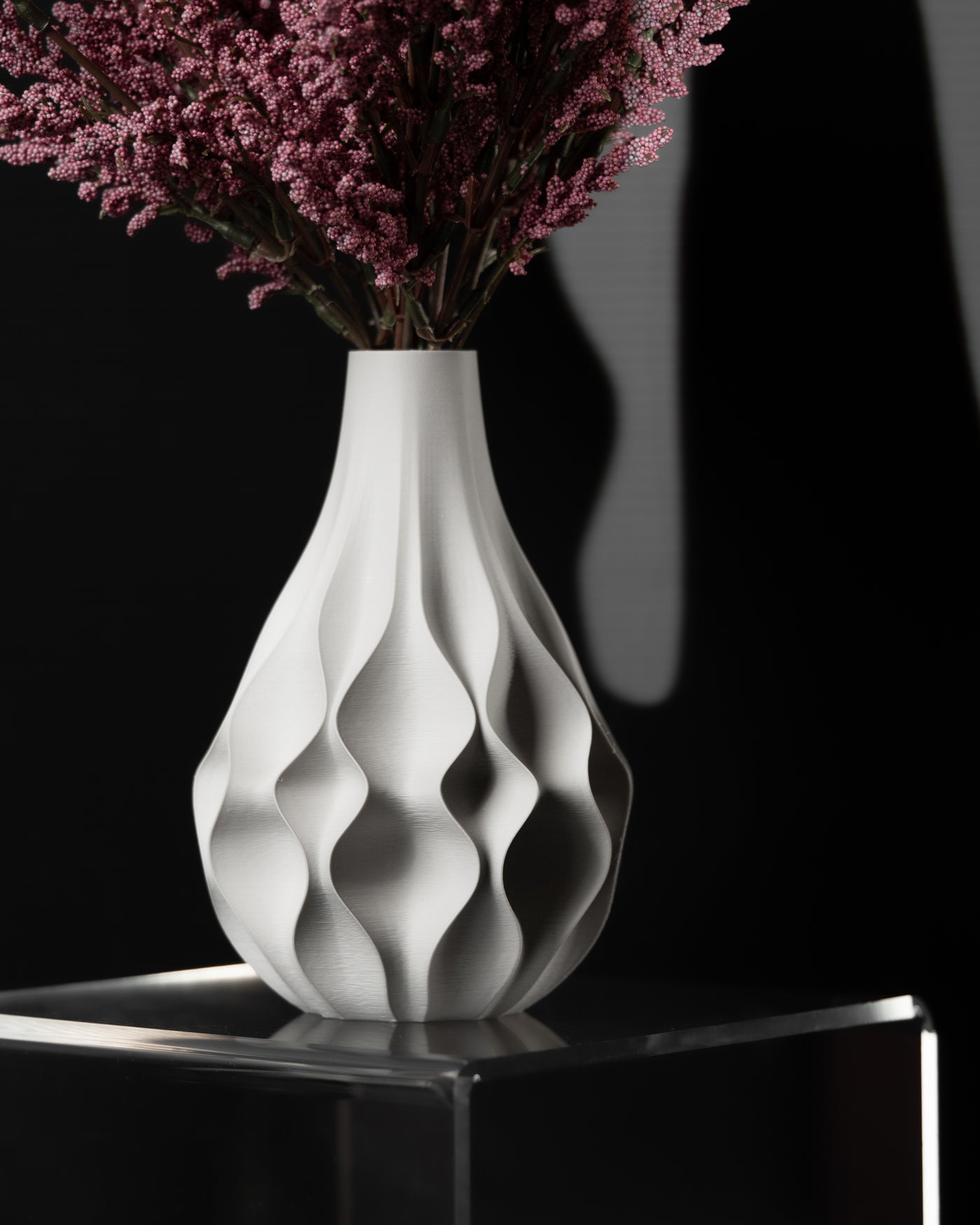 Abyssal spiral vase for flowers, product view 1
