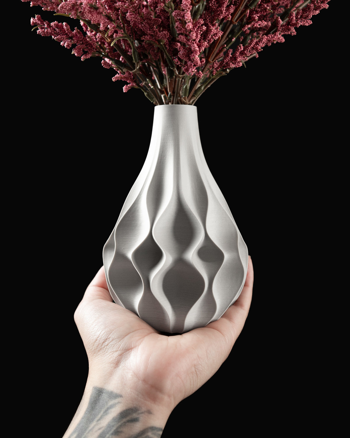 Abyssal sculptural folded vase for flowers, product view 2