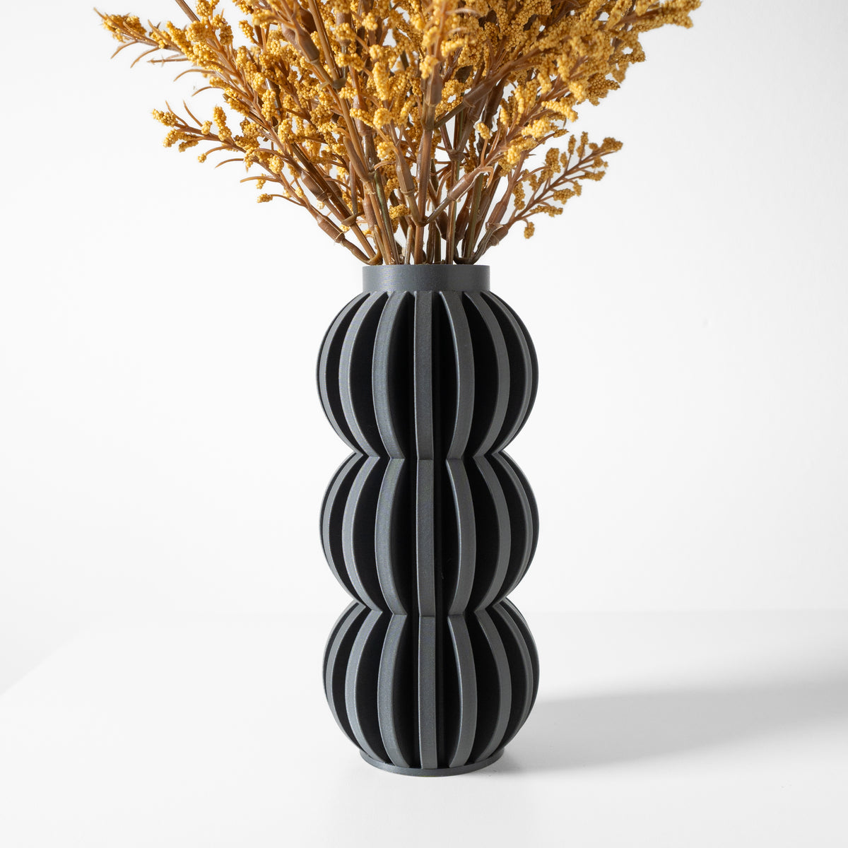 Alura geometric vase for flowers, product view 1