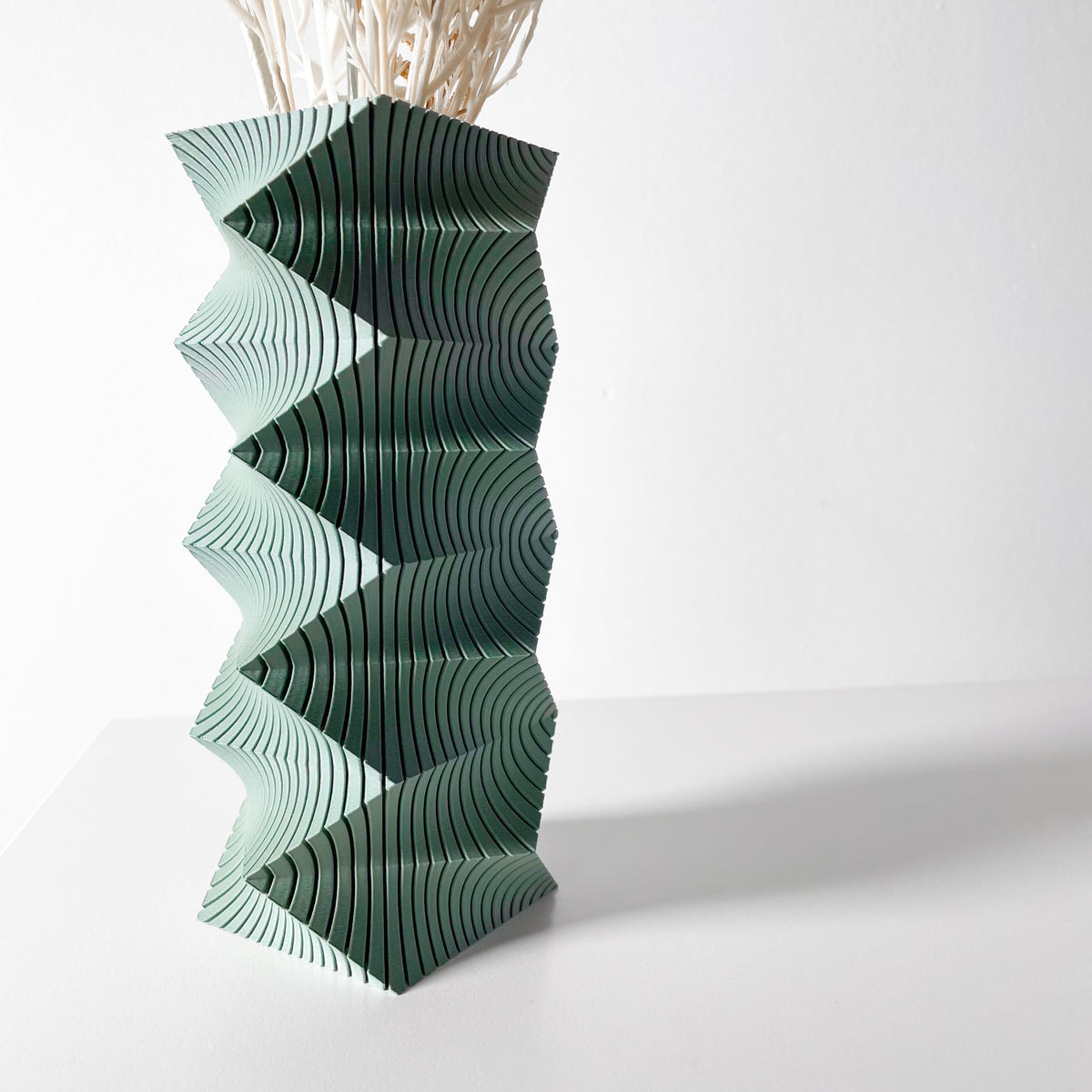 Anio geometric vase for flowers, product view 3