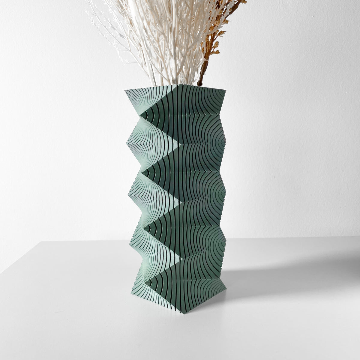 Anio geometric vase for flowers, product view 1