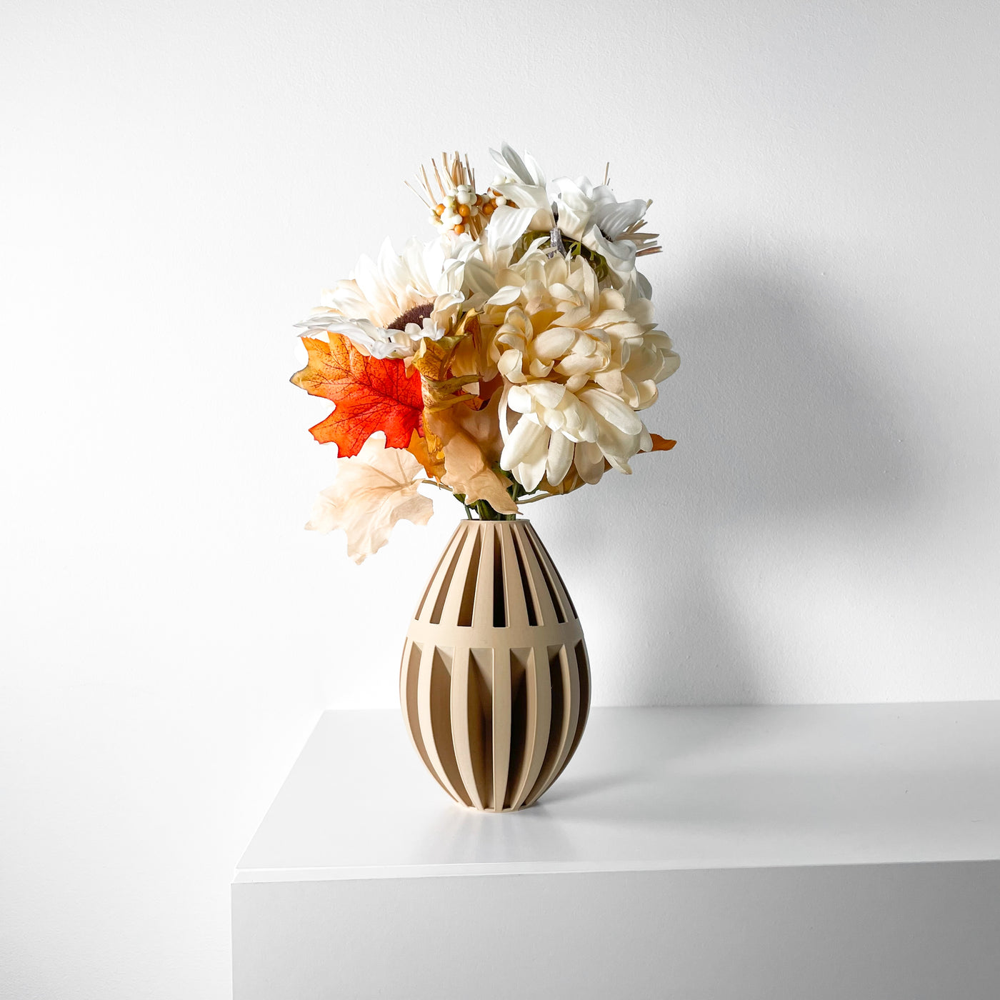 Dansi geometric vase for flowers, product view 1