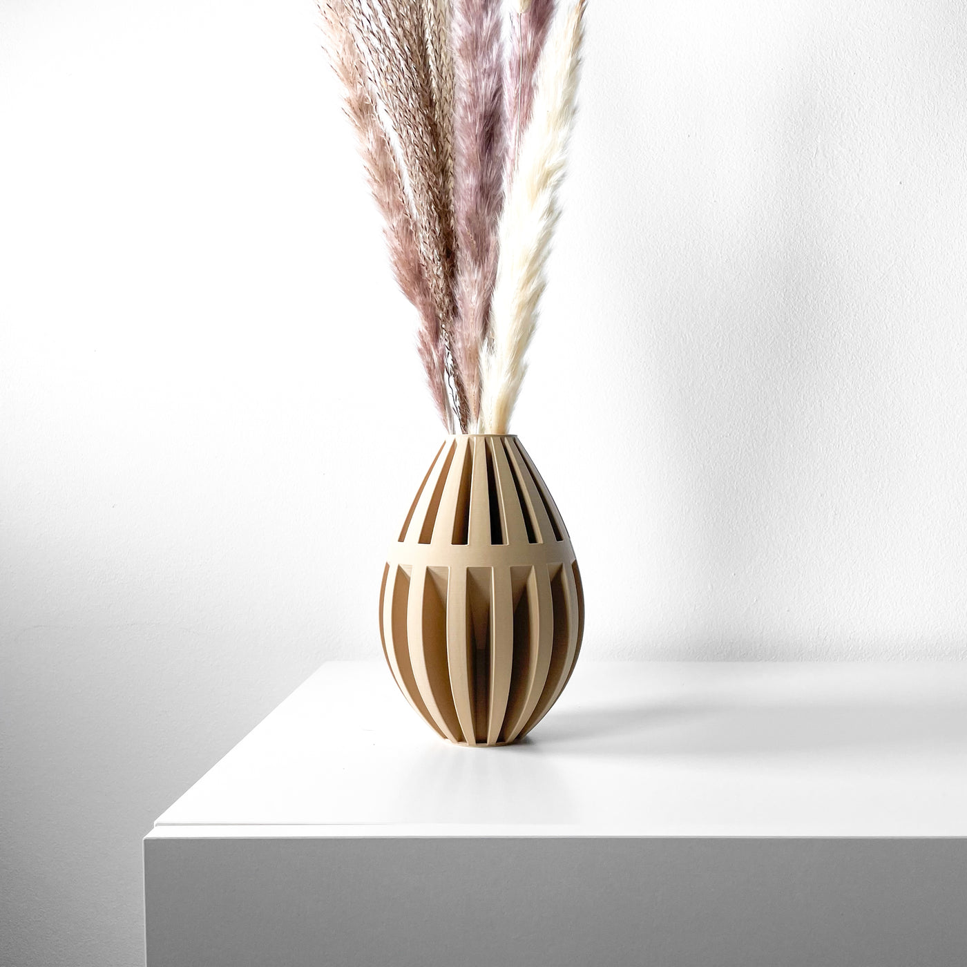 Dansi geometric vase for flowers, product view 2