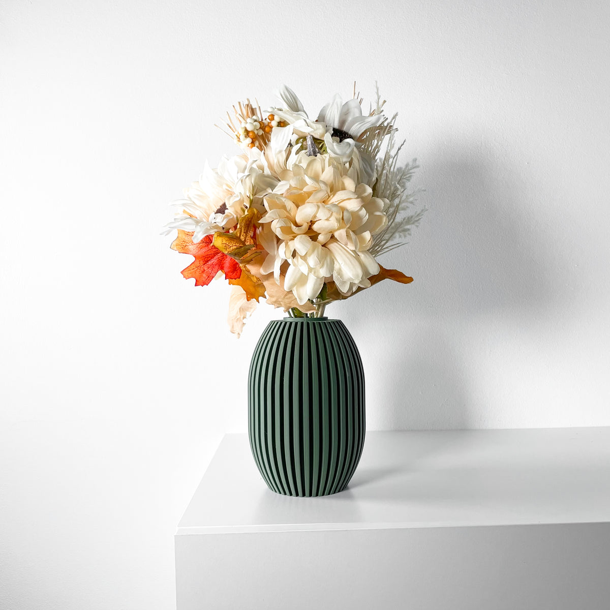 Eclano geometric vase for flowers, product view 1