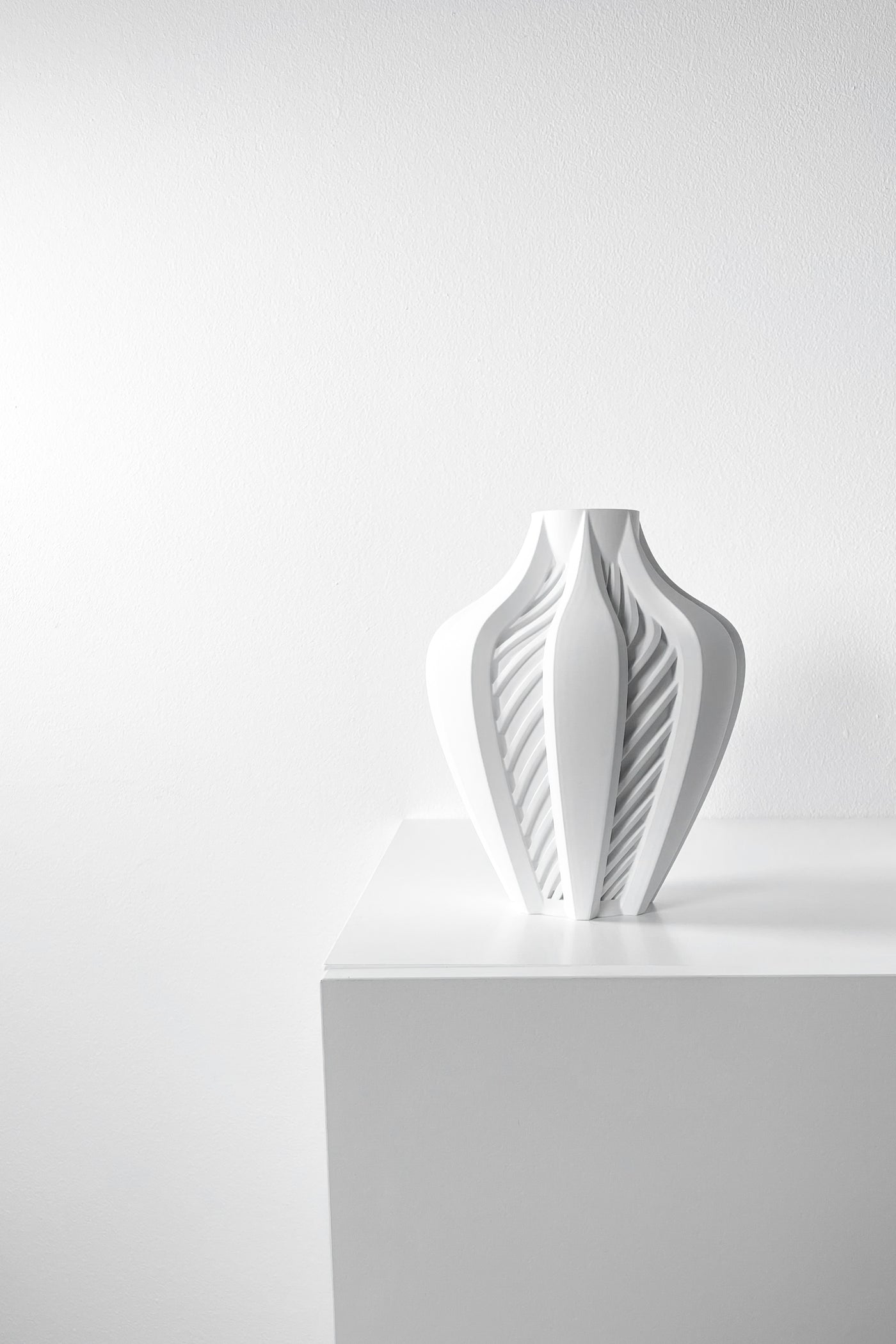 Elvox geometric vase for flowers, product view 5