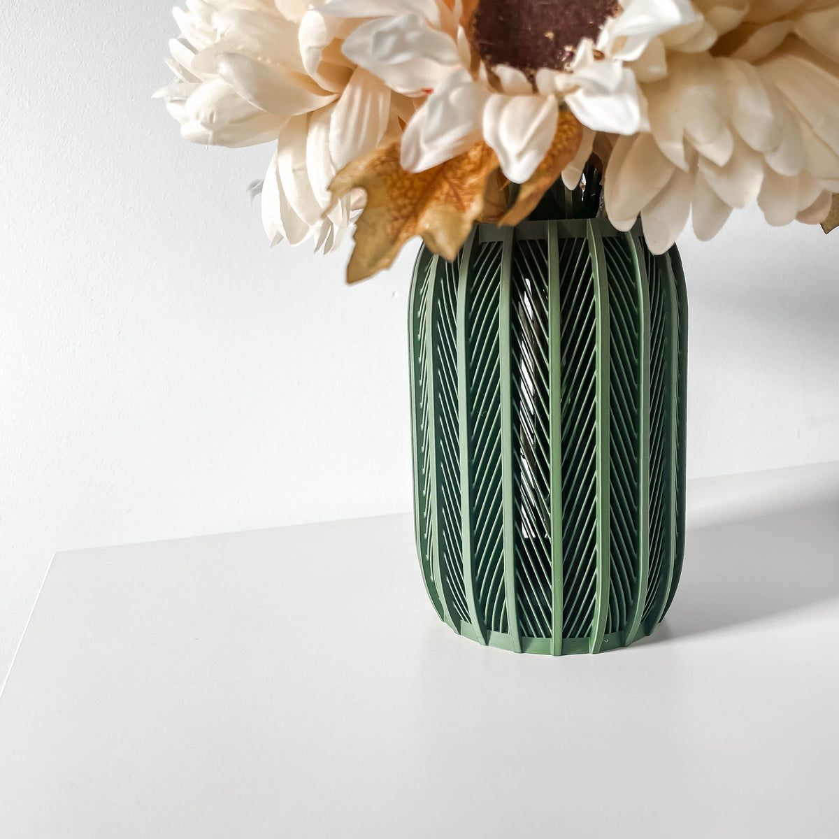 Inso geometric vase for flowers, product view 2
