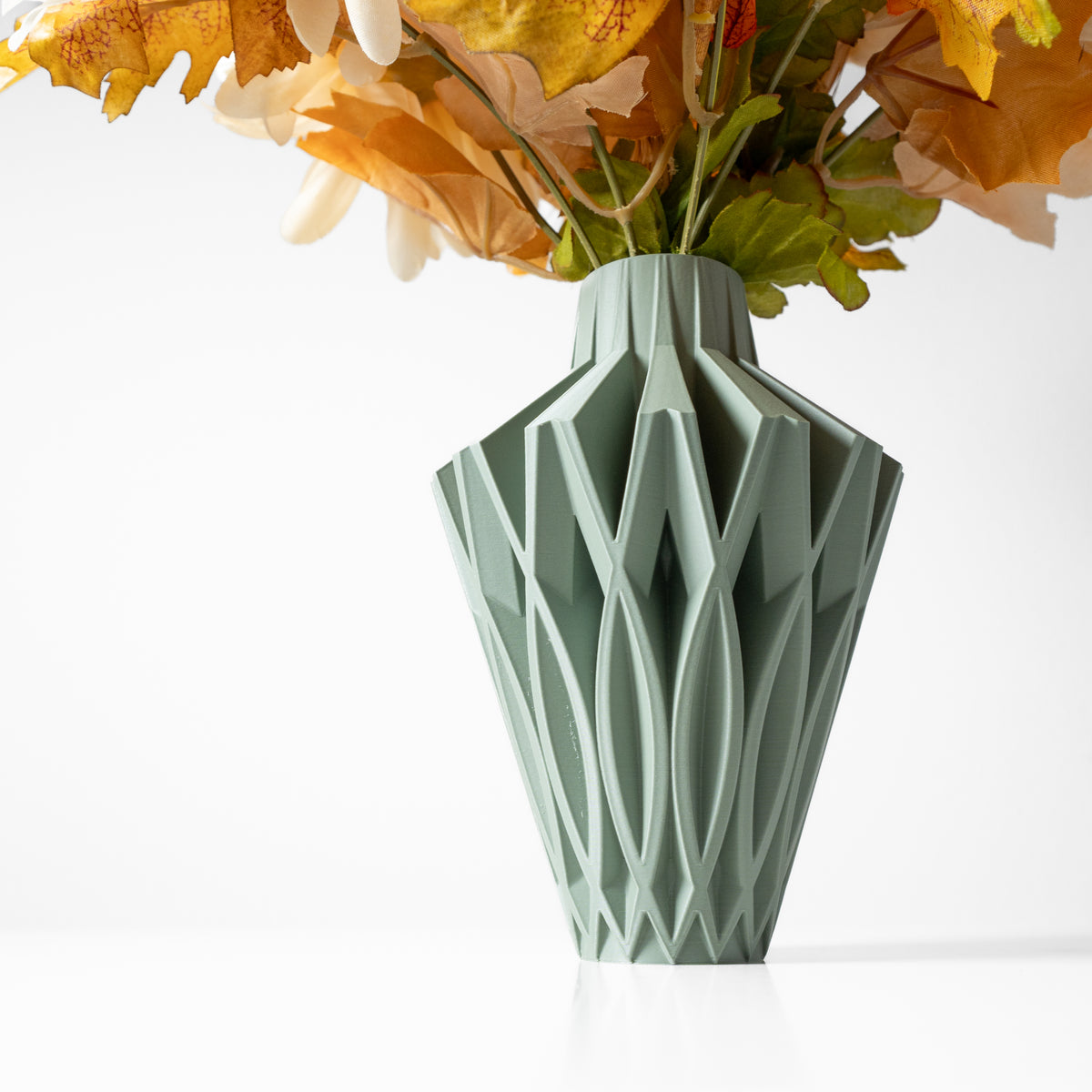 Yavero ribbed vase for flowers, product view 2