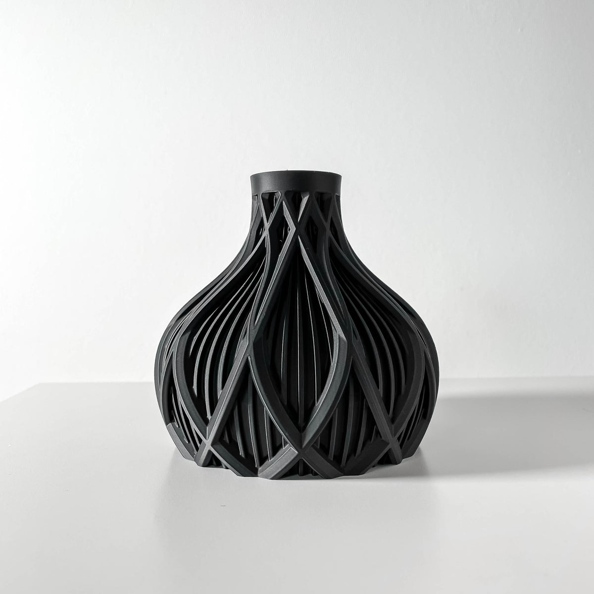Kami geometric vase for flowers, product view 5