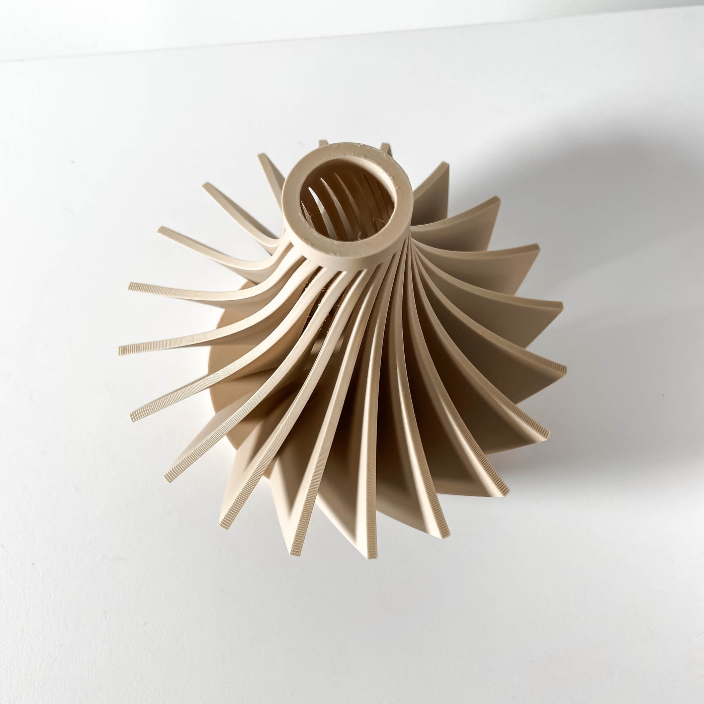 Kario Short short wide vase for flowers, product view 5
