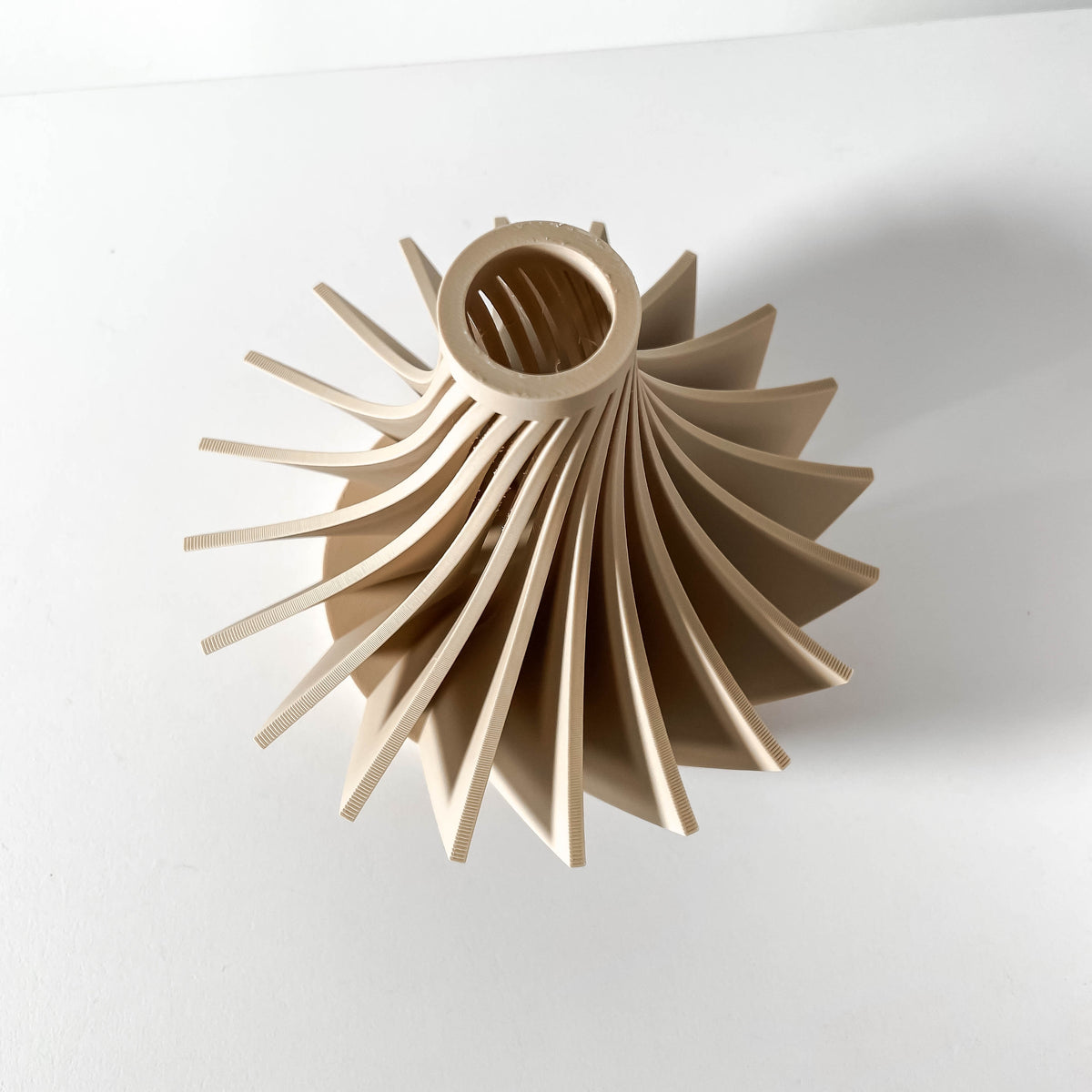 Kario Short short wide vase for flowers, product view 5