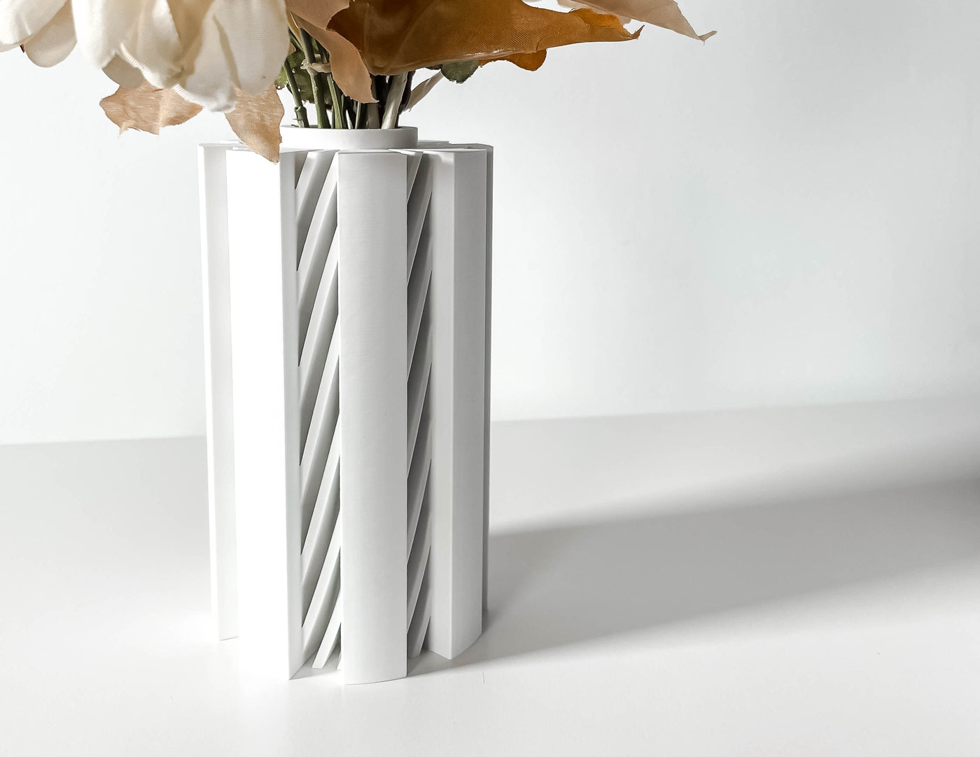 Landis geometric vase for flowers, product view 2