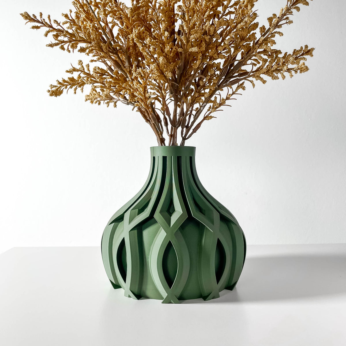 Linse geometric vase for flowers, product view 1