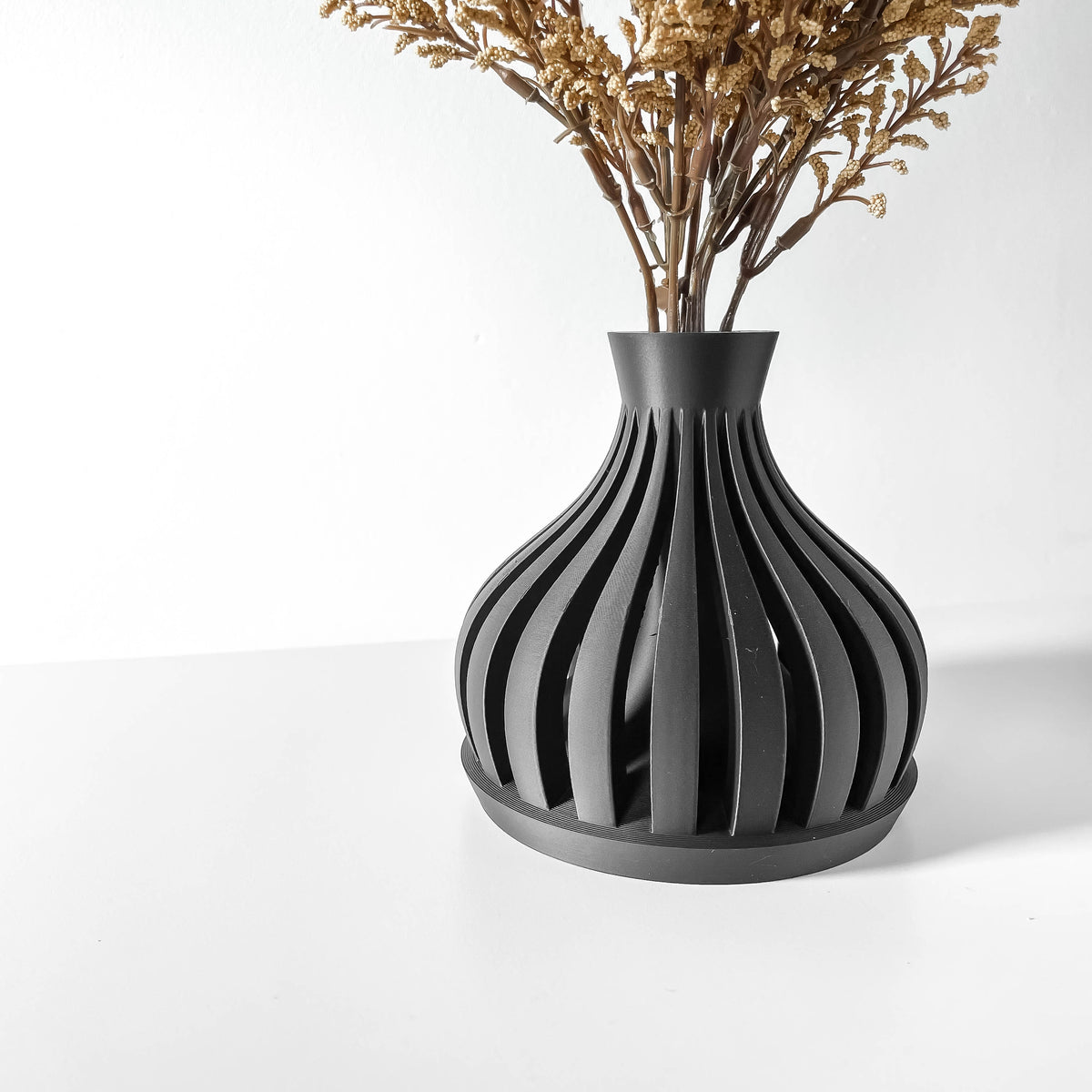 Luni geometric vase for flowers, product view 2